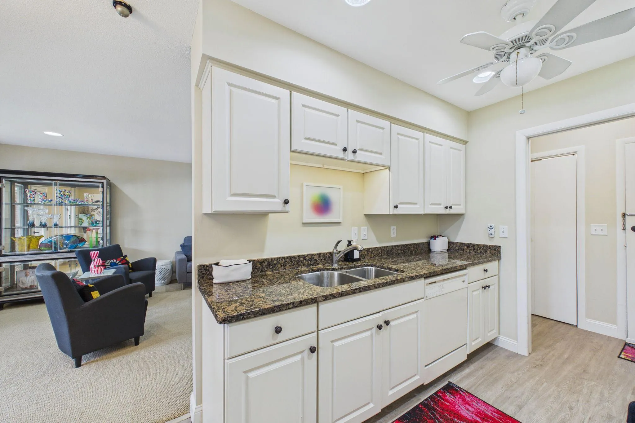 Photo 13 of 6005 Eden Prairie Road Unit 210