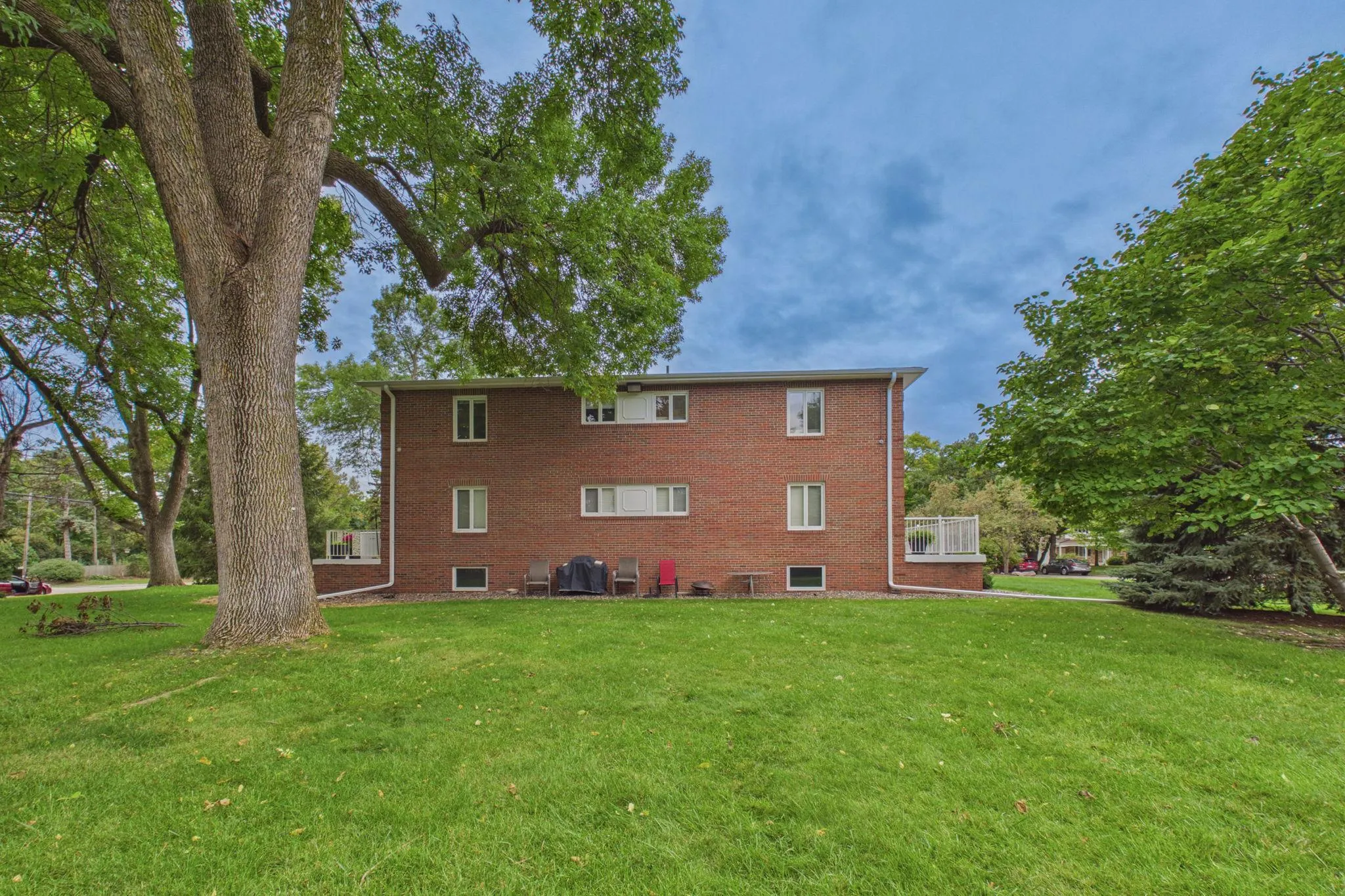 Photo 20 of 6005 Eden Prairie Road Unit 210