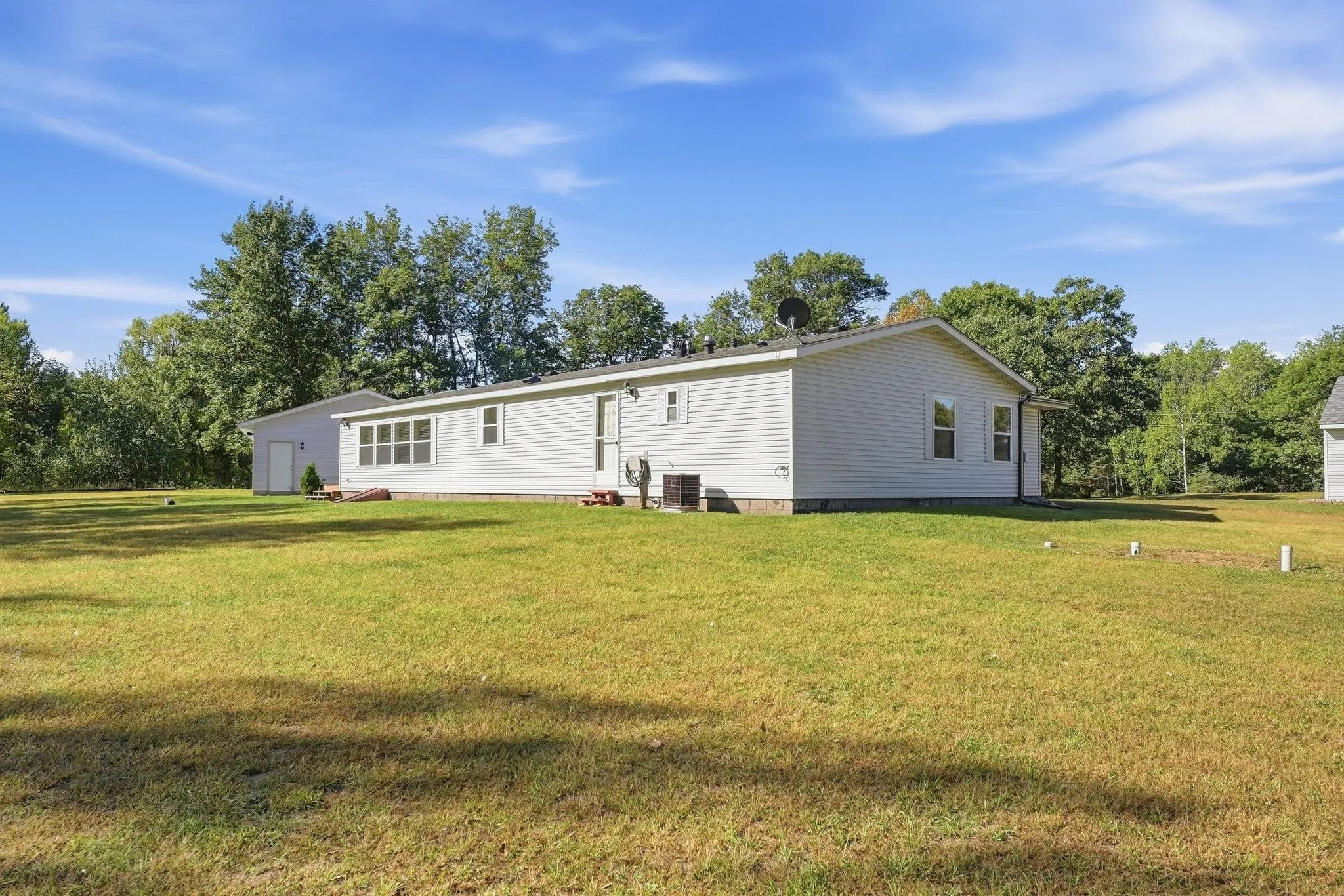 Photo 18 of 22449 County Road 75 Nw