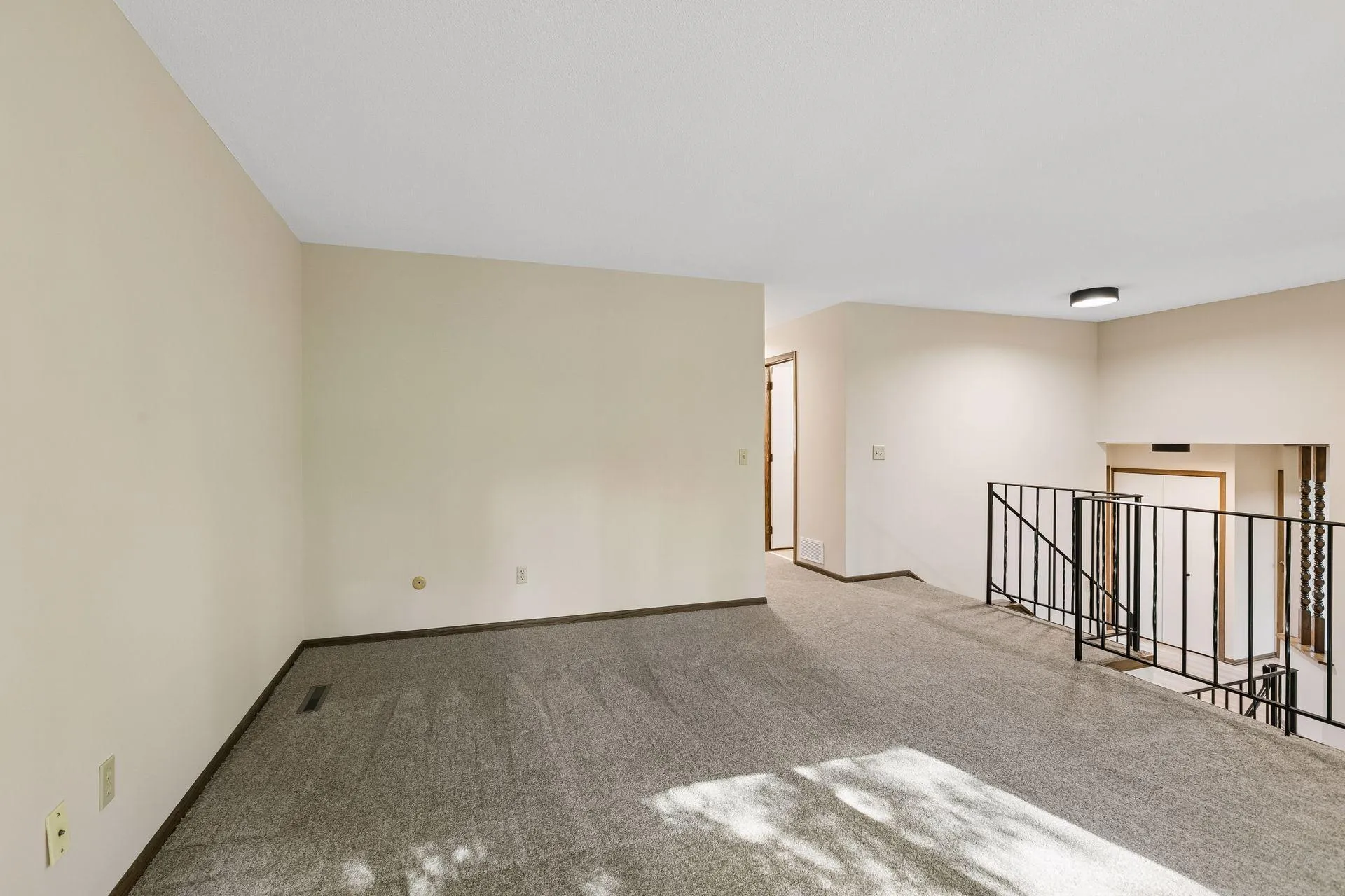Photo 17 of 1080 Churchill Circle