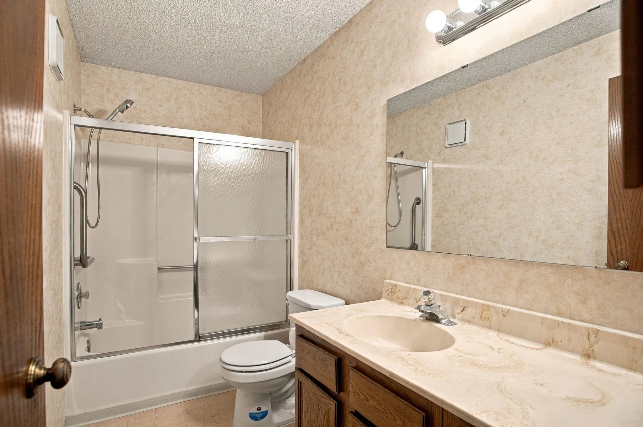 Photo 16 of 4385 Trenton N Lane Unit 212