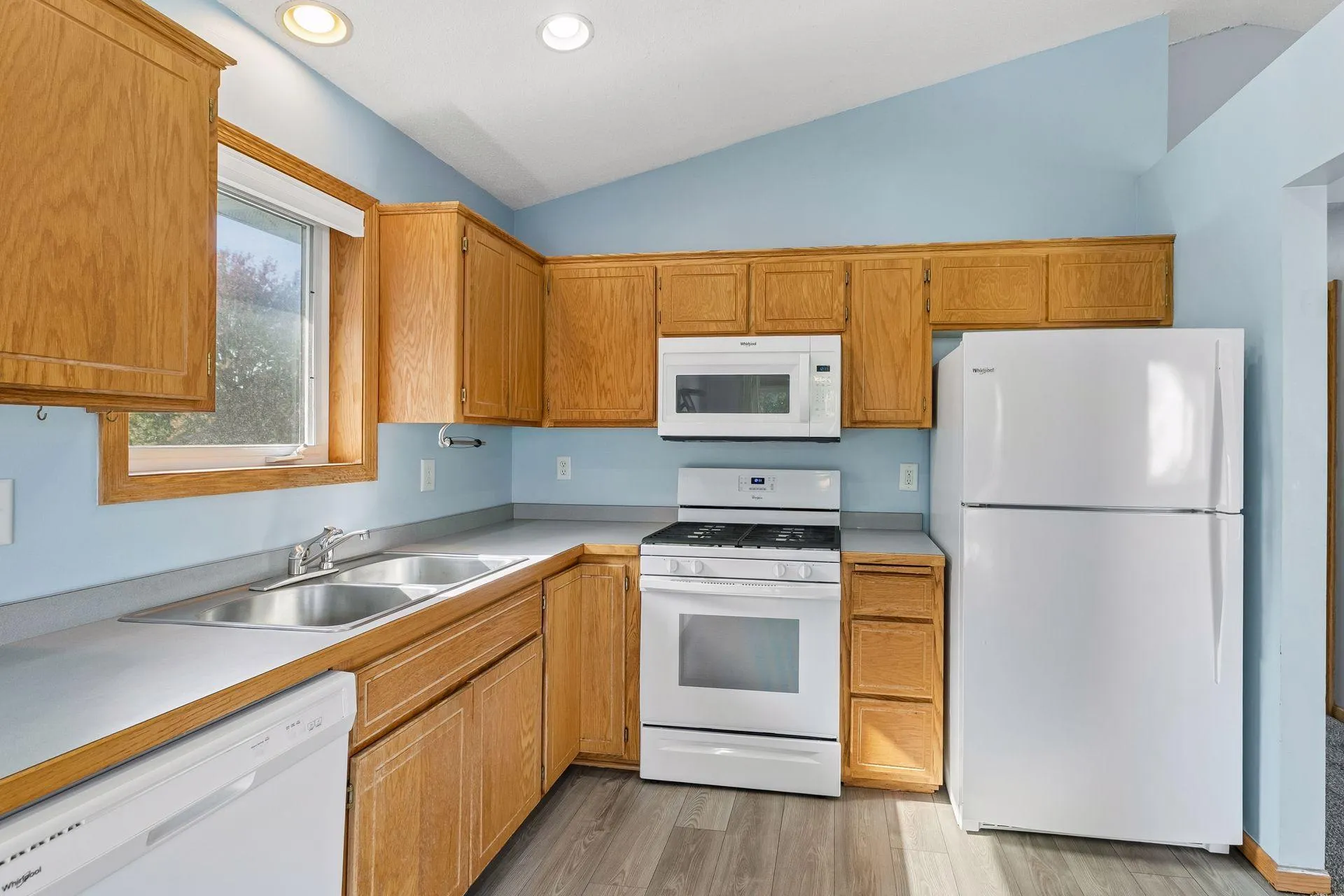 Photo 9 of 1816 Lupine Drive