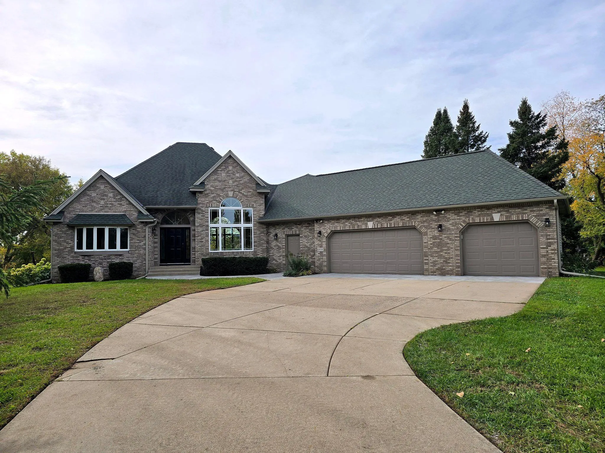 Photo 8 of 6438 Riverdale Nw Drive