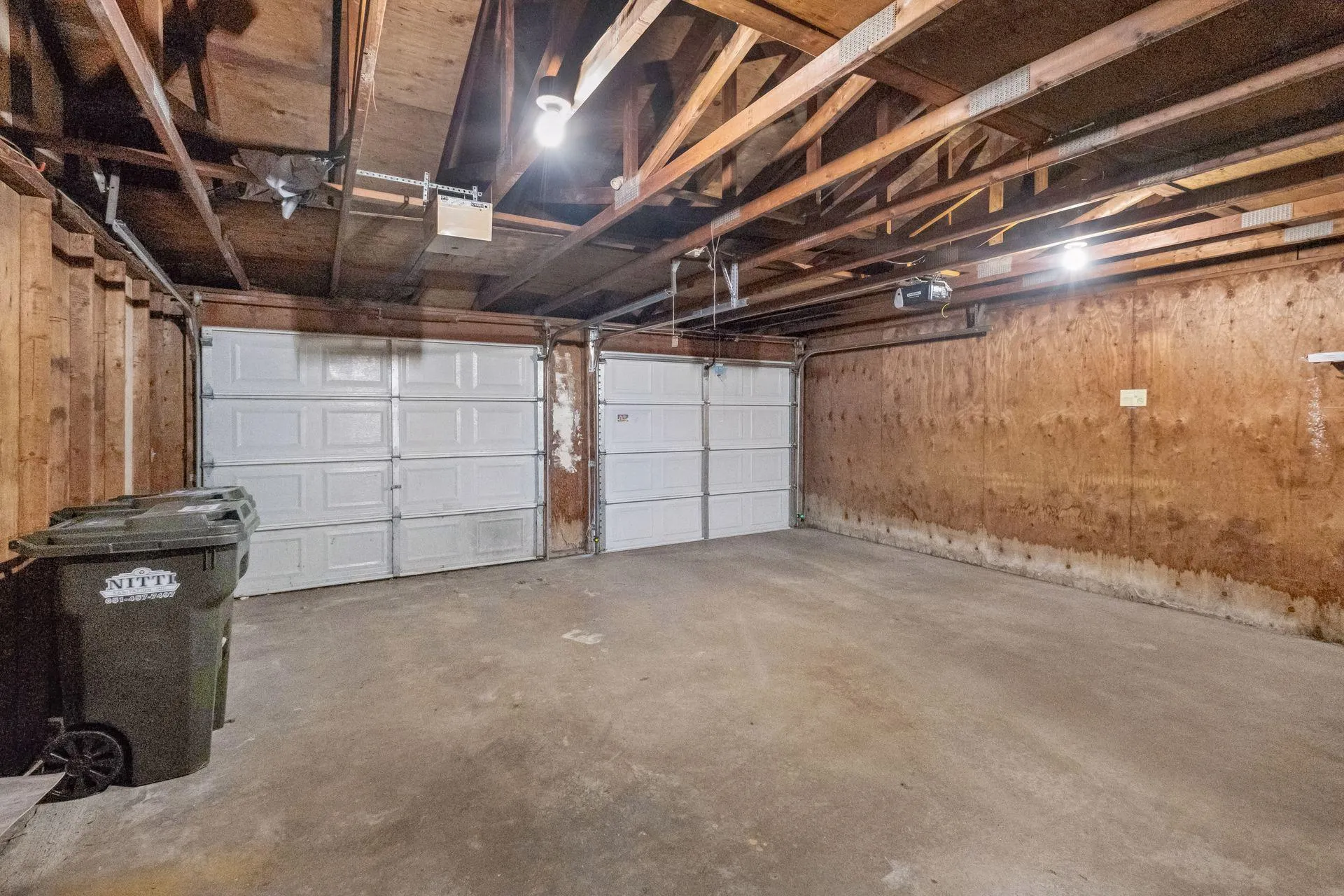 Photo 54 of 1498 Woodview W Avenue