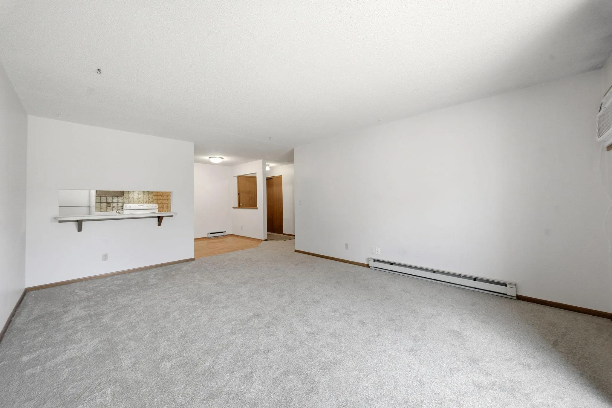 Photo 8 of 14182 Pennock Avenue Unit 309