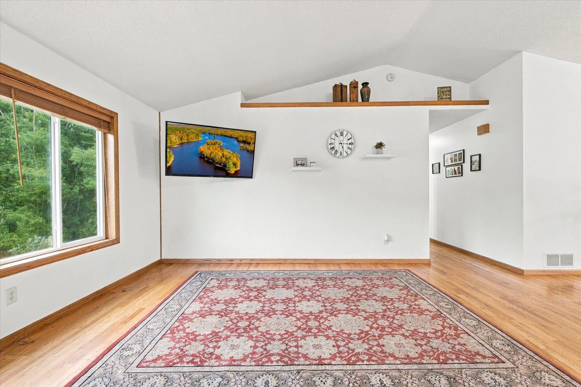 Photo 17 of 15740 Yellow Pine Nw Street