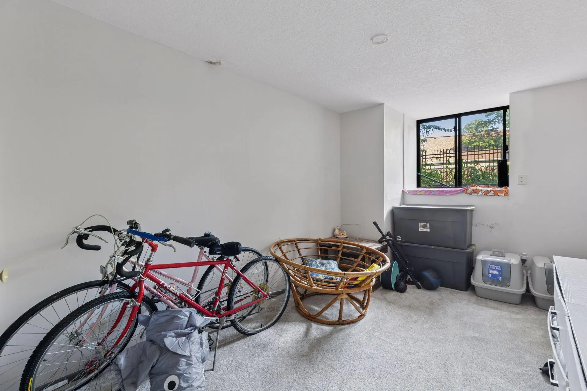 Photo 21 of 1807 Elliot Avenue Unit 4