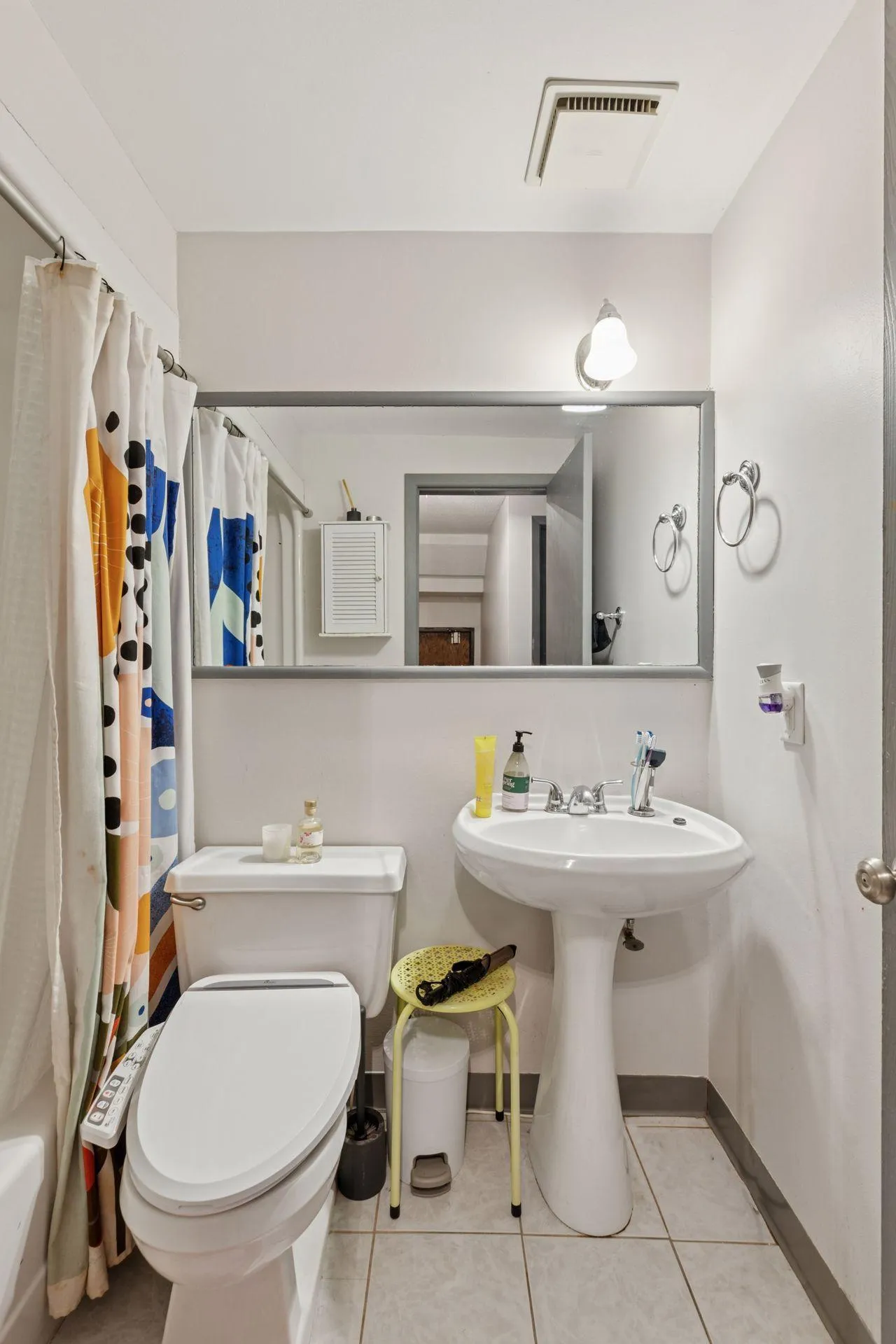 Photo 19 of 1807 Elliot Avenue Unit 4