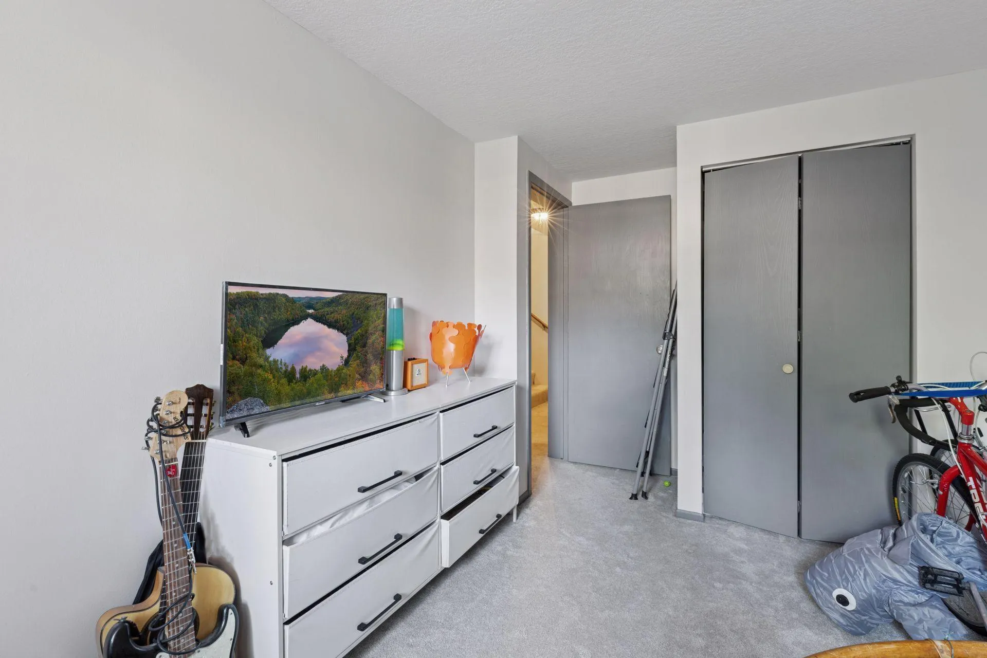 Photo 22 of 1807 Elliot Avenue Unit 4