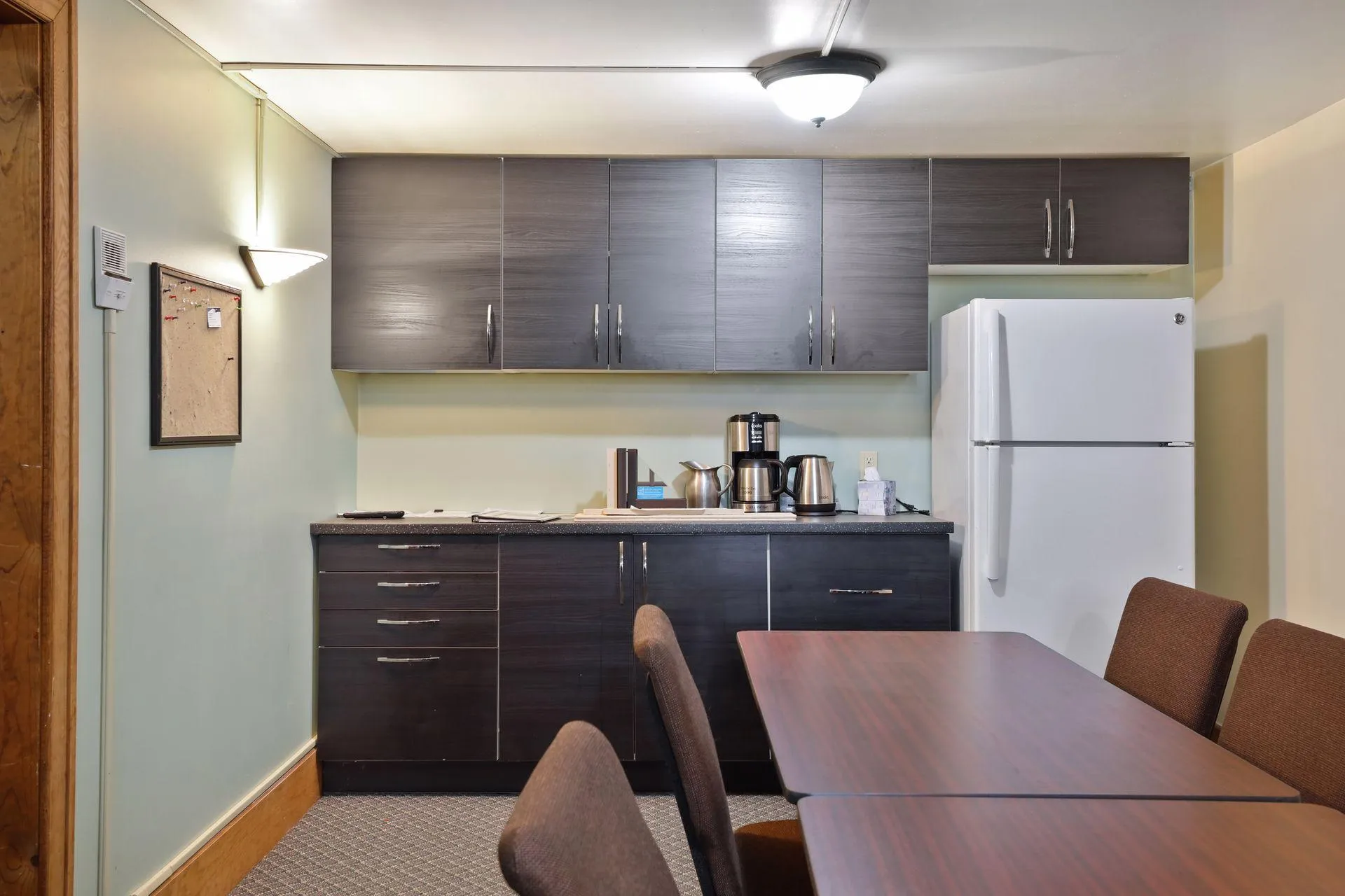 Photo 27 of 1807 Elliot Avenue Unit 4