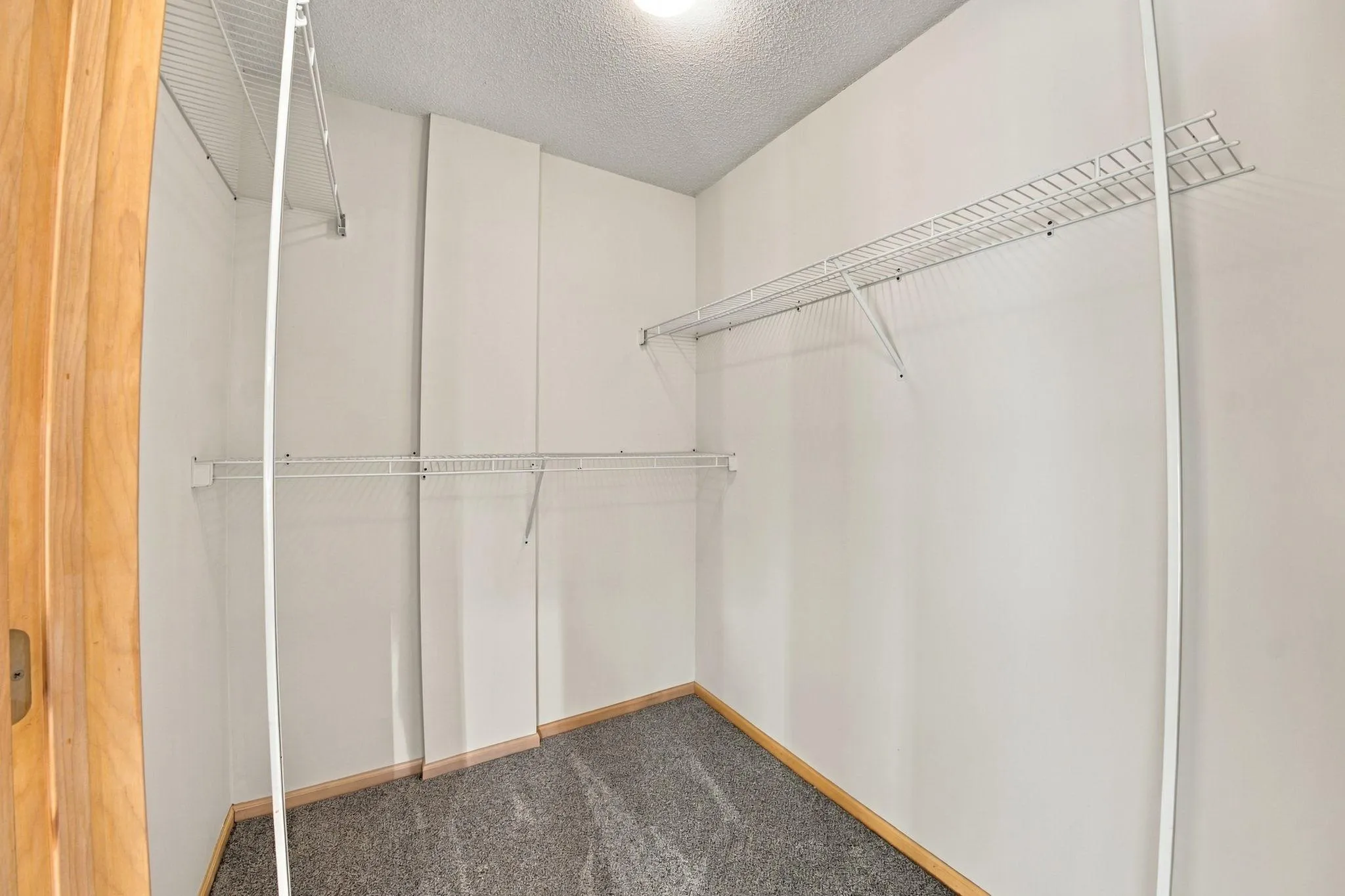 Photo 18 of 2330 Oak Glen Court