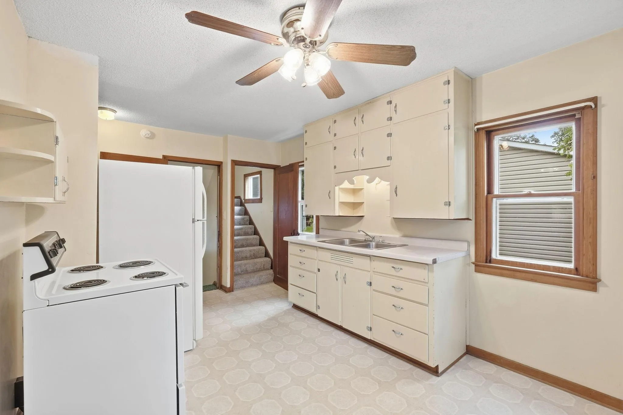 Photo 12 of 303 8th Avenue