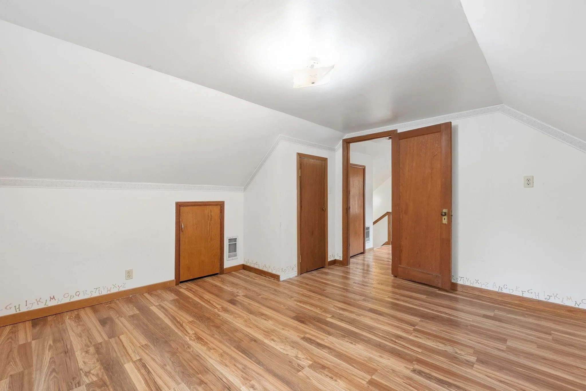 Photo 10 of 303 8th Avenue