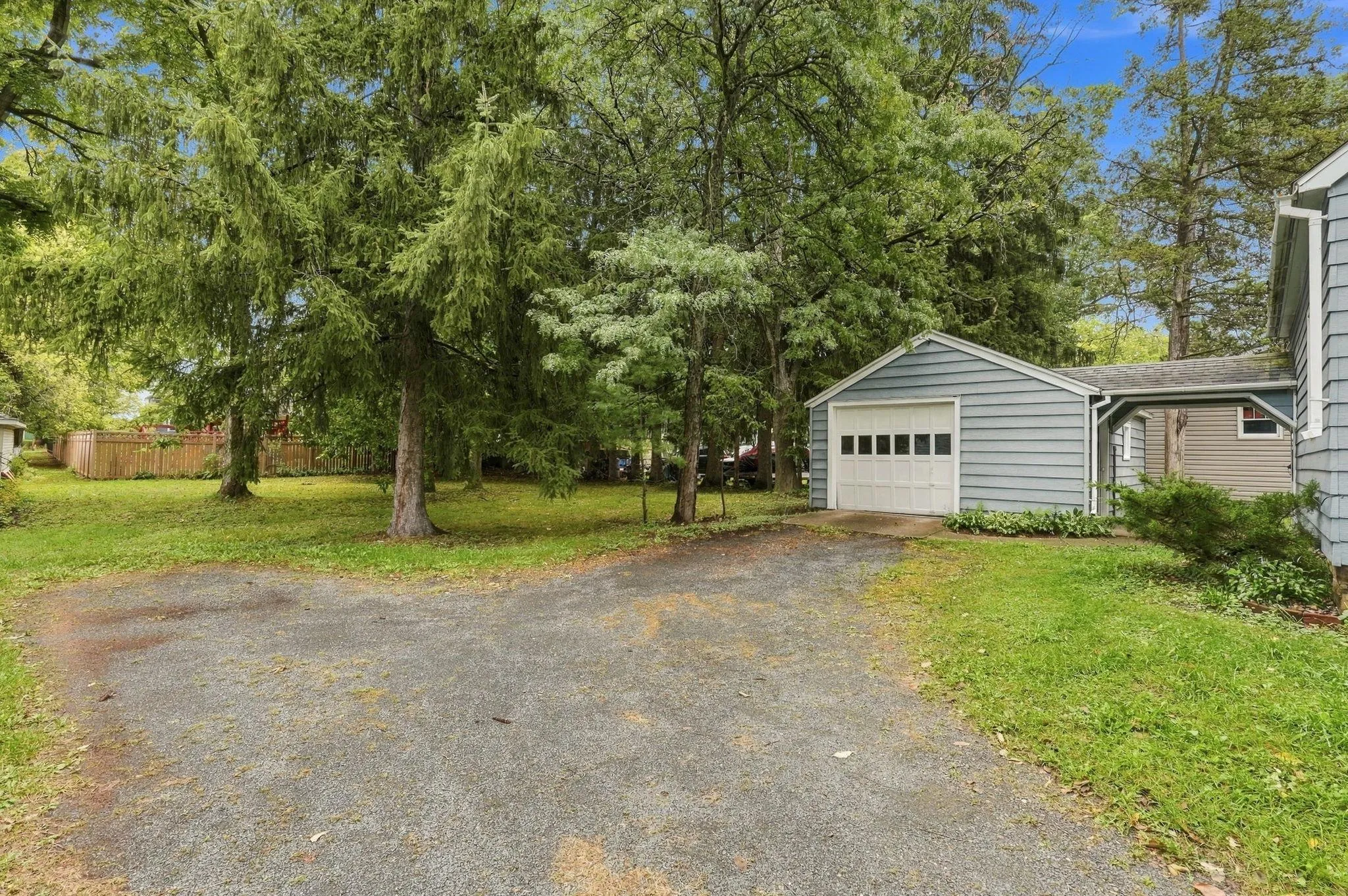 Photo 20 of 303 8th Avenue