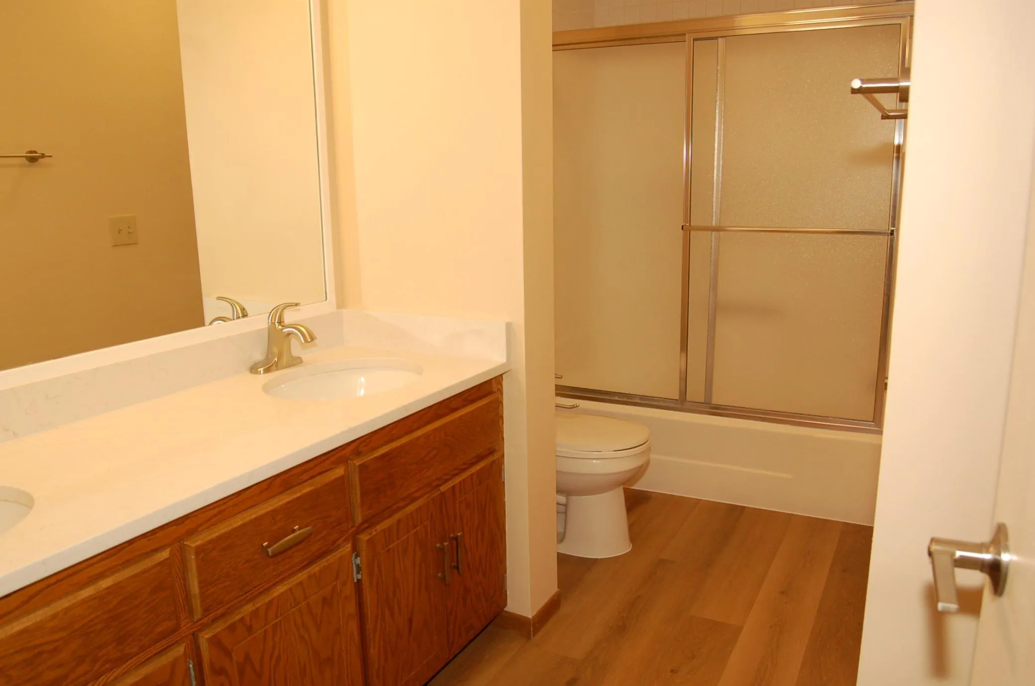 Photo 9 of 14843 Endicott Way Unit 209
