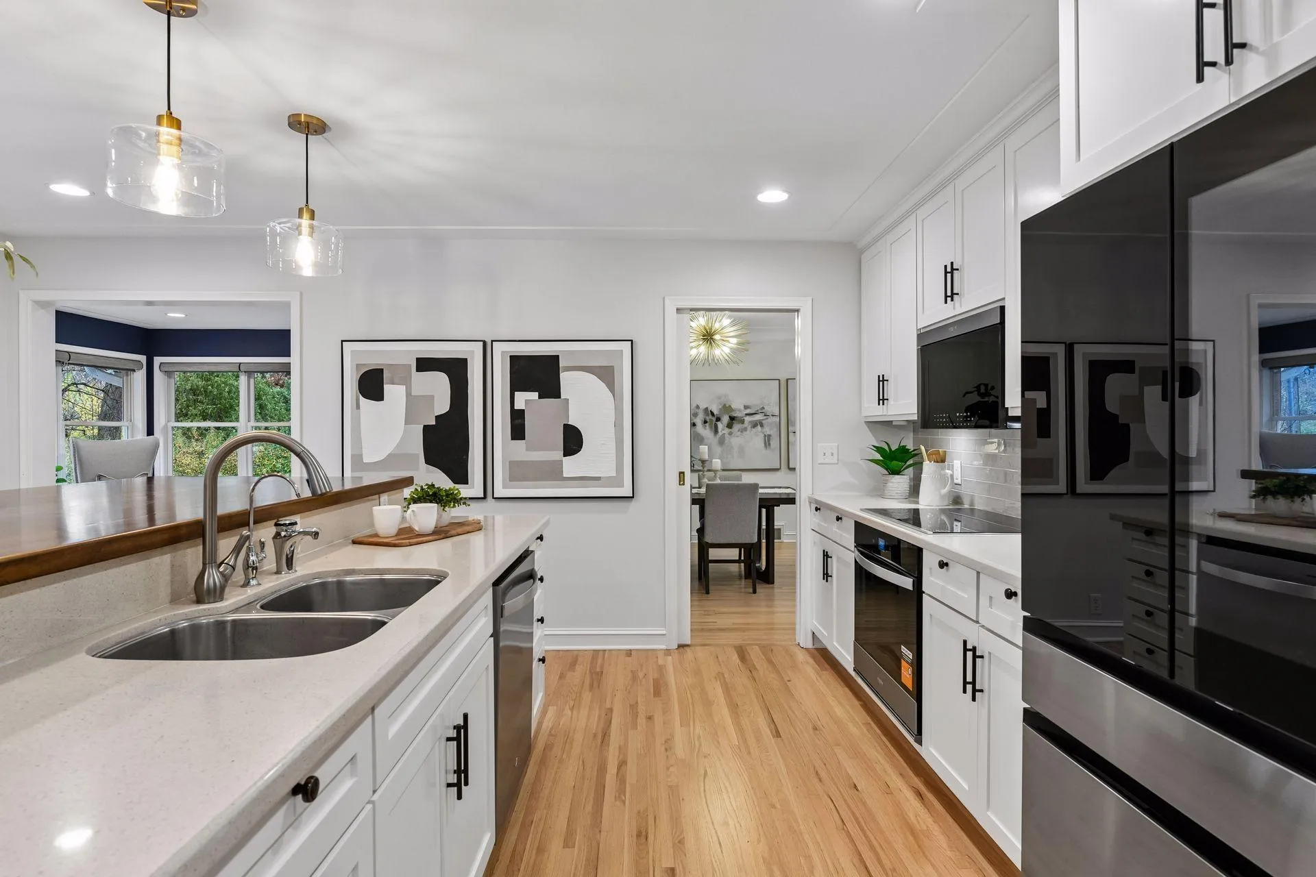 Photo 10 of 5321 Ayrshire Boulevard