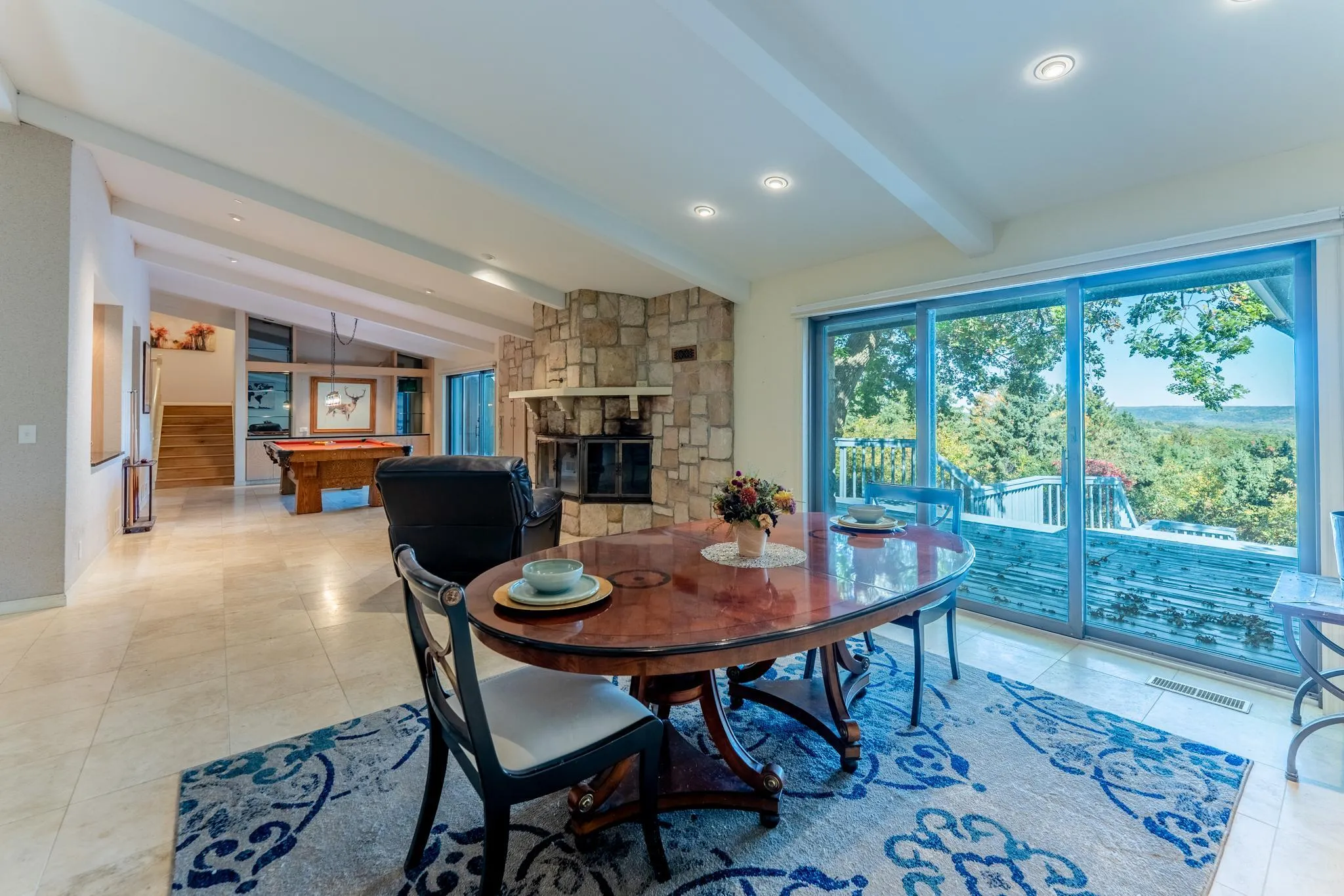 Photo 2 of 361 Oak Knoll Drive