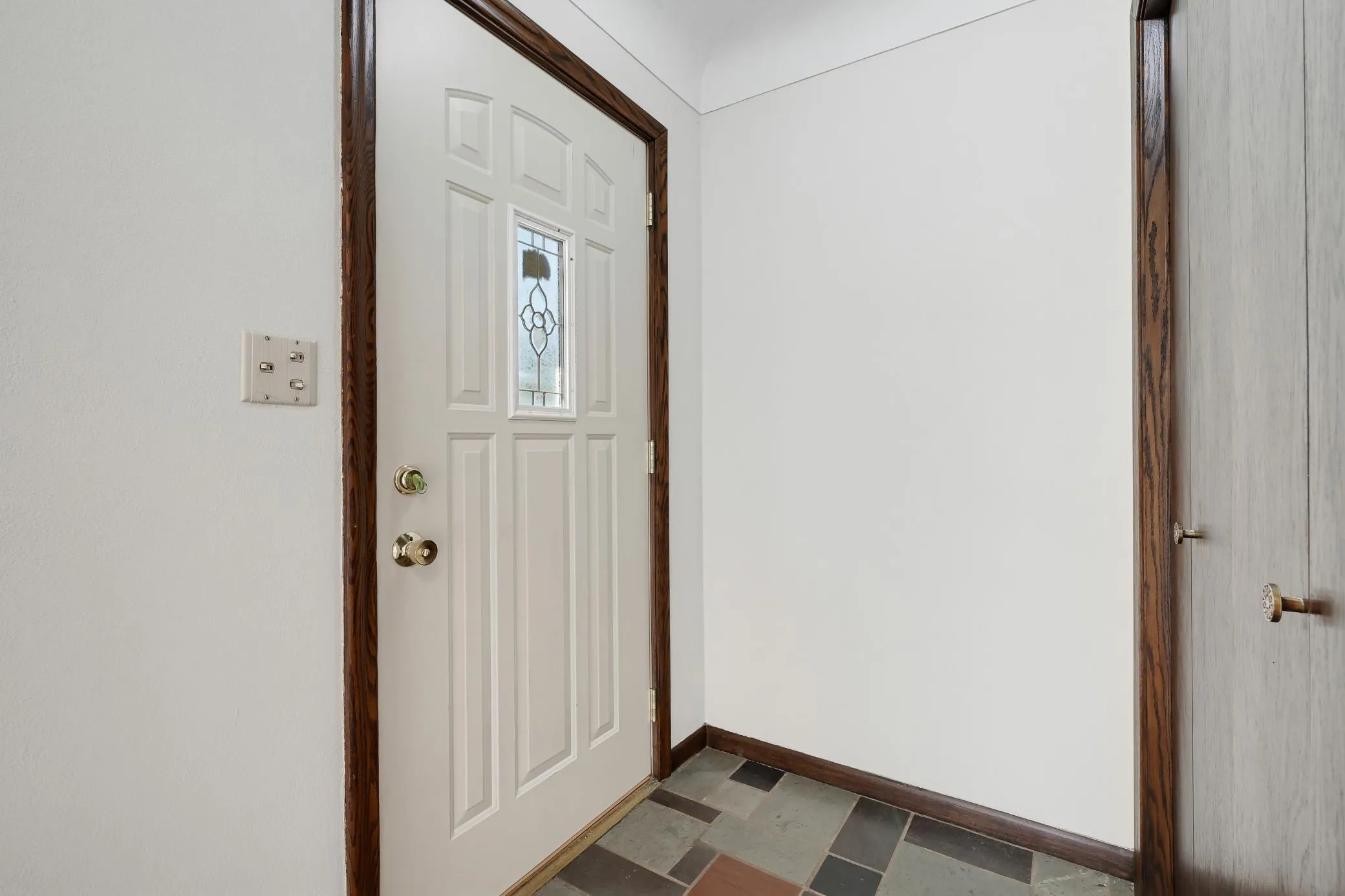 Photo 4 of 1566 Albemarle Street