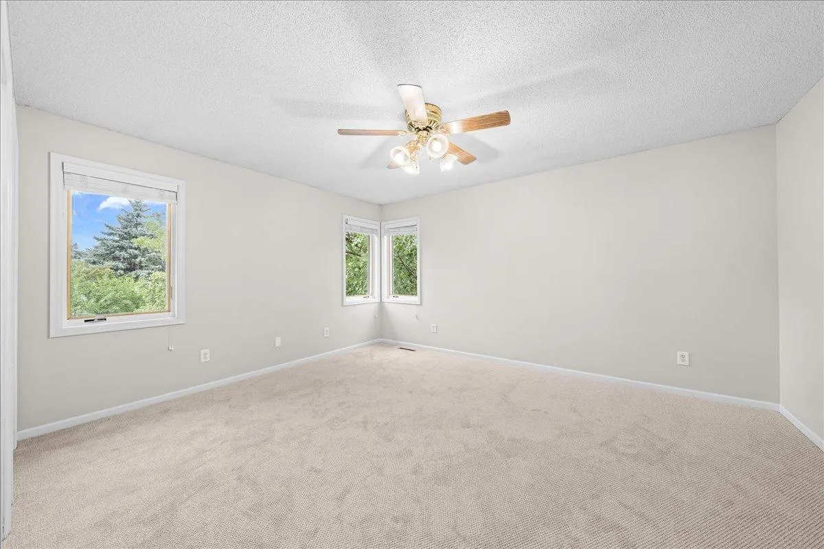 Photo 17 of 139 Ridge Way