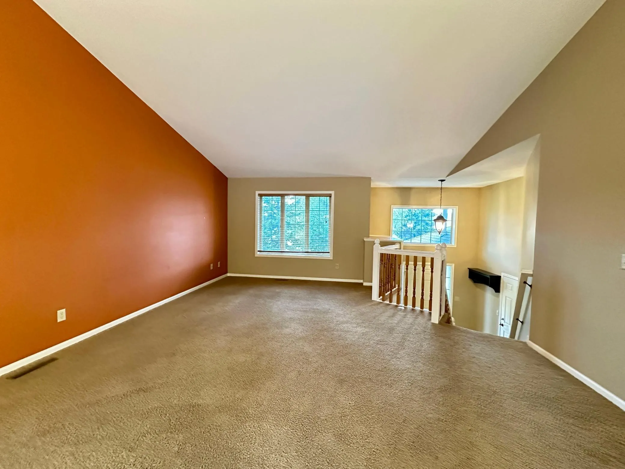 Photo 9 of 16161 Unity Nw Street