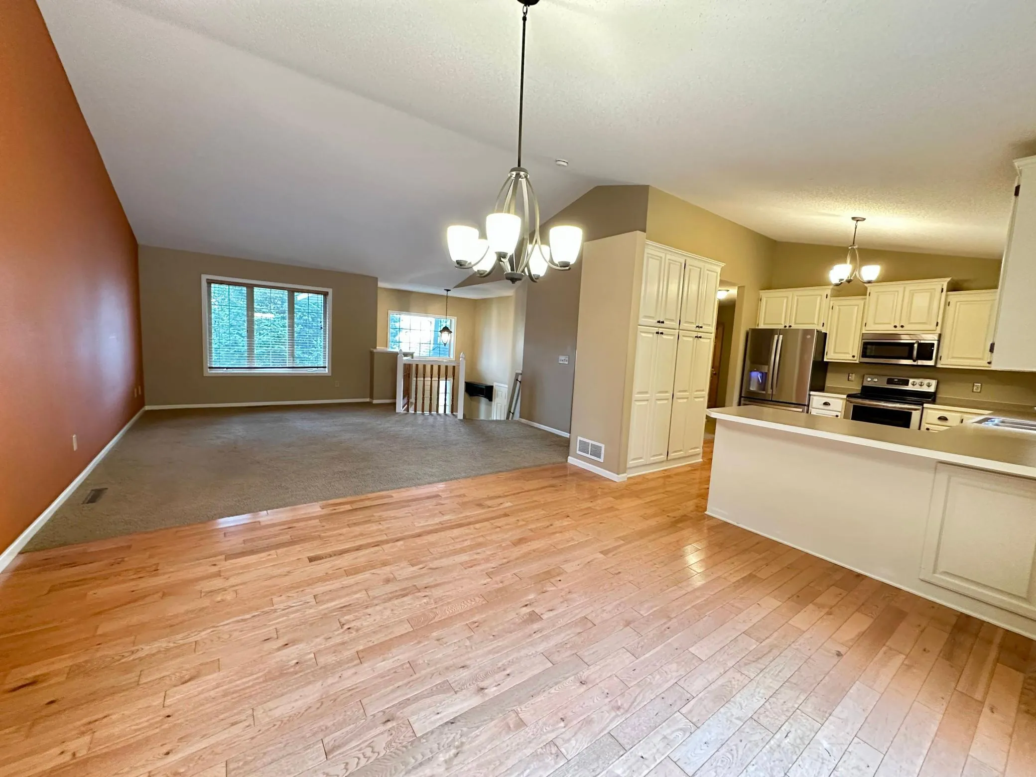 Photo 6 of 16161 Unity Nw Street