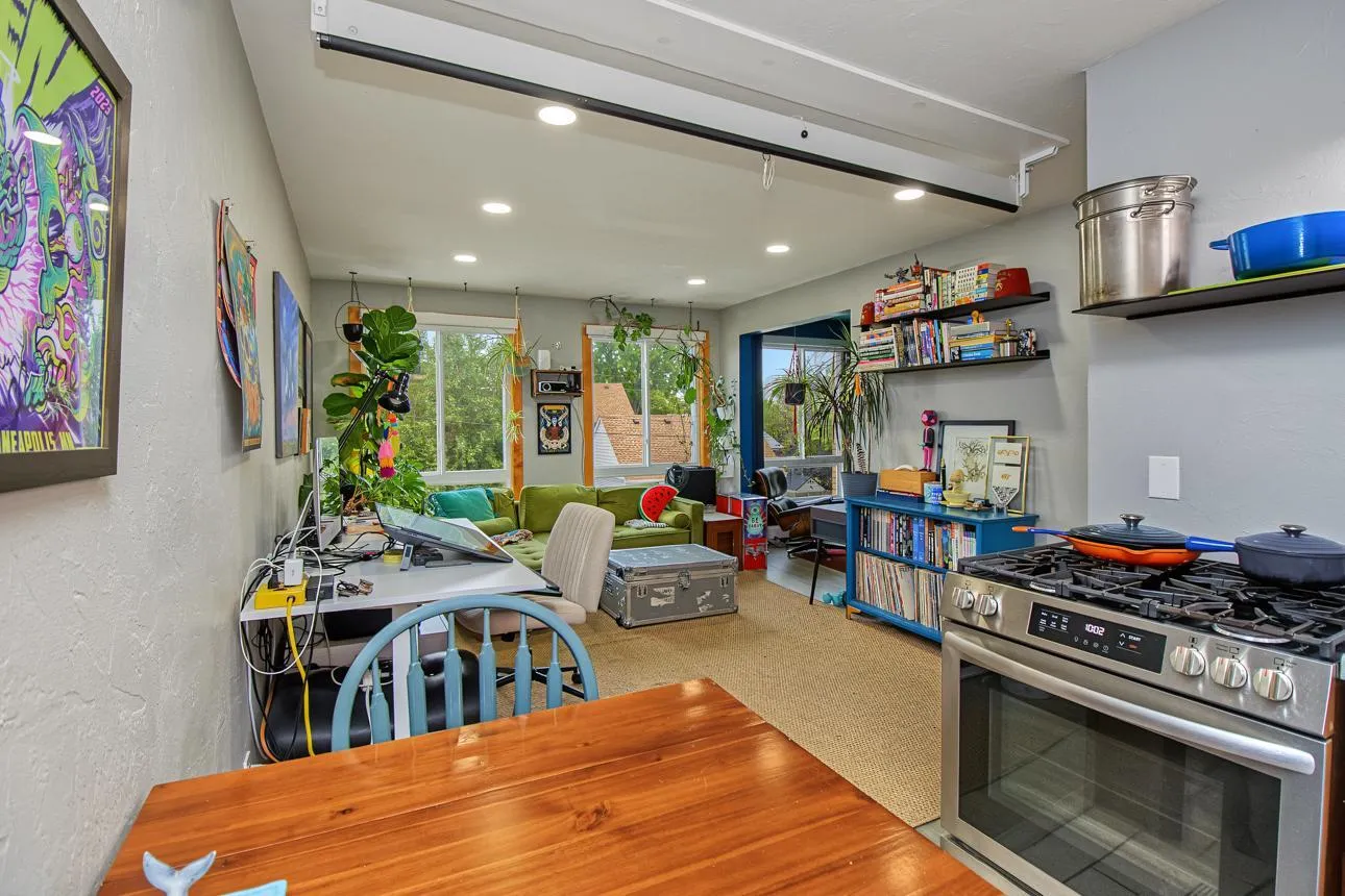 Photo 11 of 2525 3rd S Avenue Unit 206
