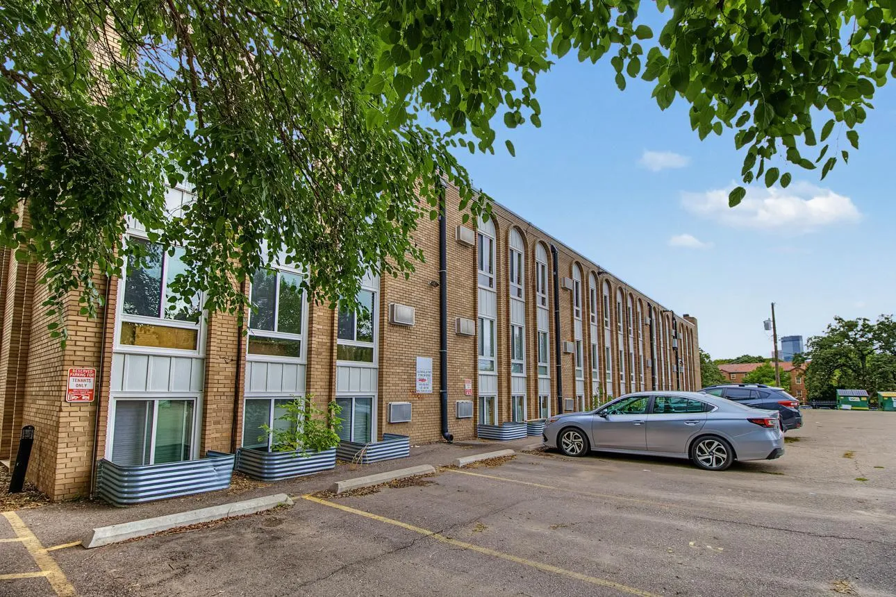 Photo 17 of 2525 3rd S Avenue Unit 206