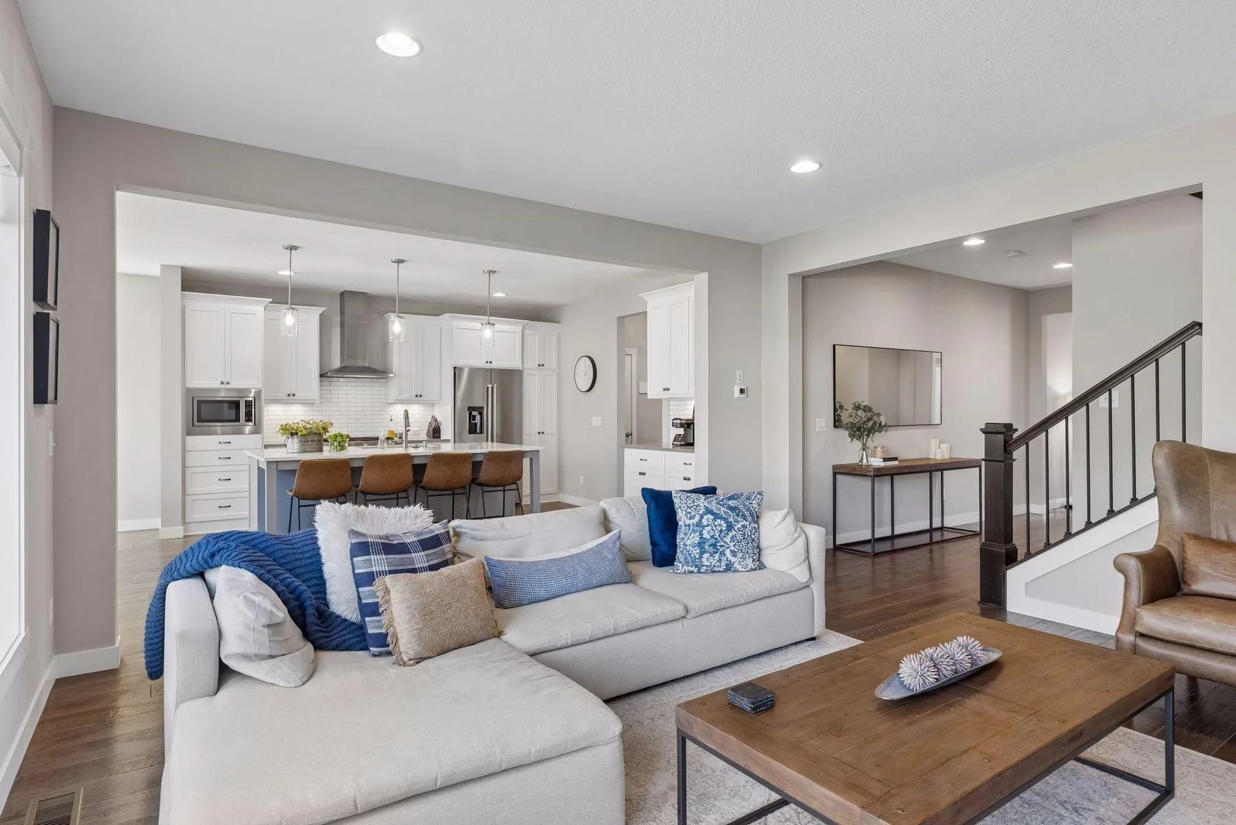 Photo 6 of 1845 White Pine Court