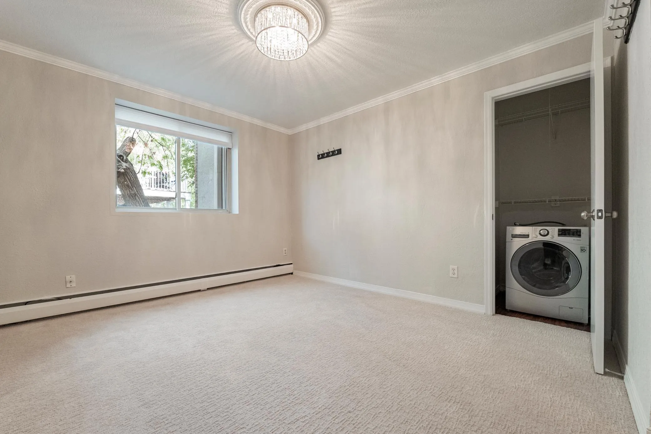 Photo 10 of 3120 Hennepin Avenue Unit 107