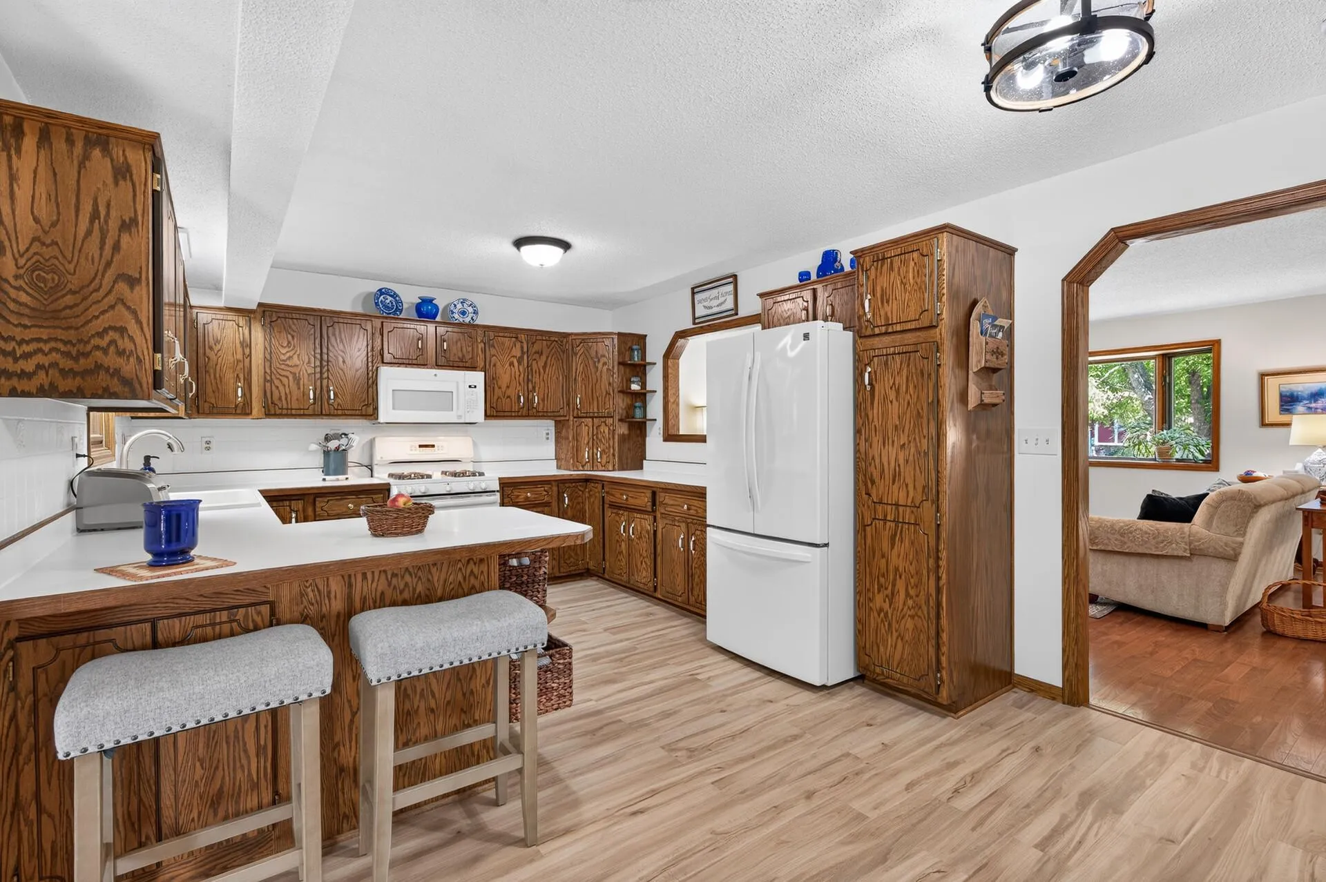 Photo 10 of 7381 Leonard Avenue