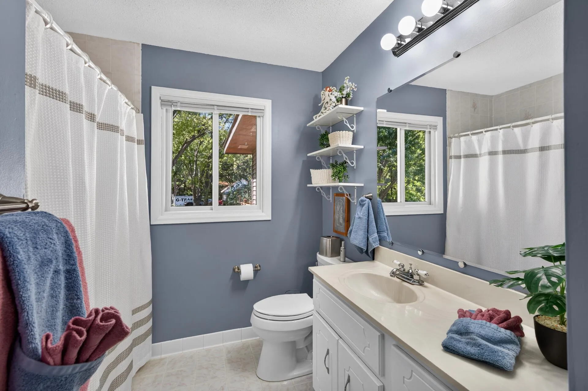 Photo 14 of 7381 Leonard Avenue
