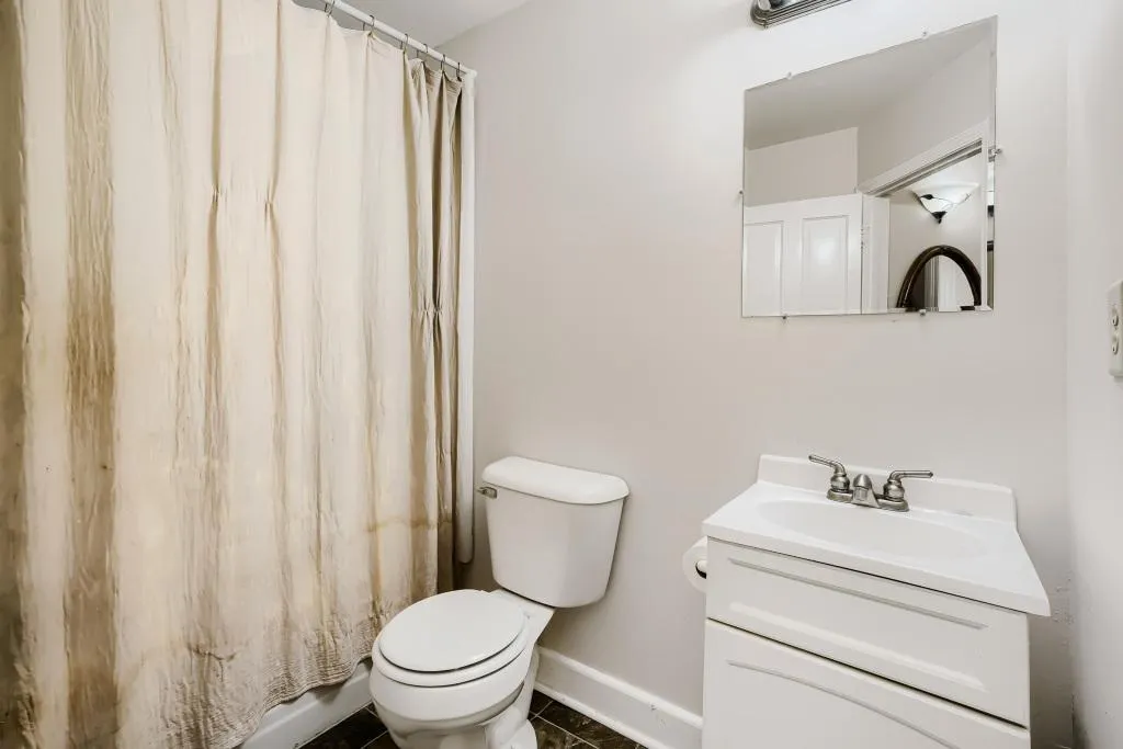 Photo 20 of 527 Blair Avenue