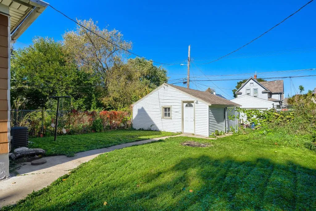 Photo 23 of 527 Blair Avenue