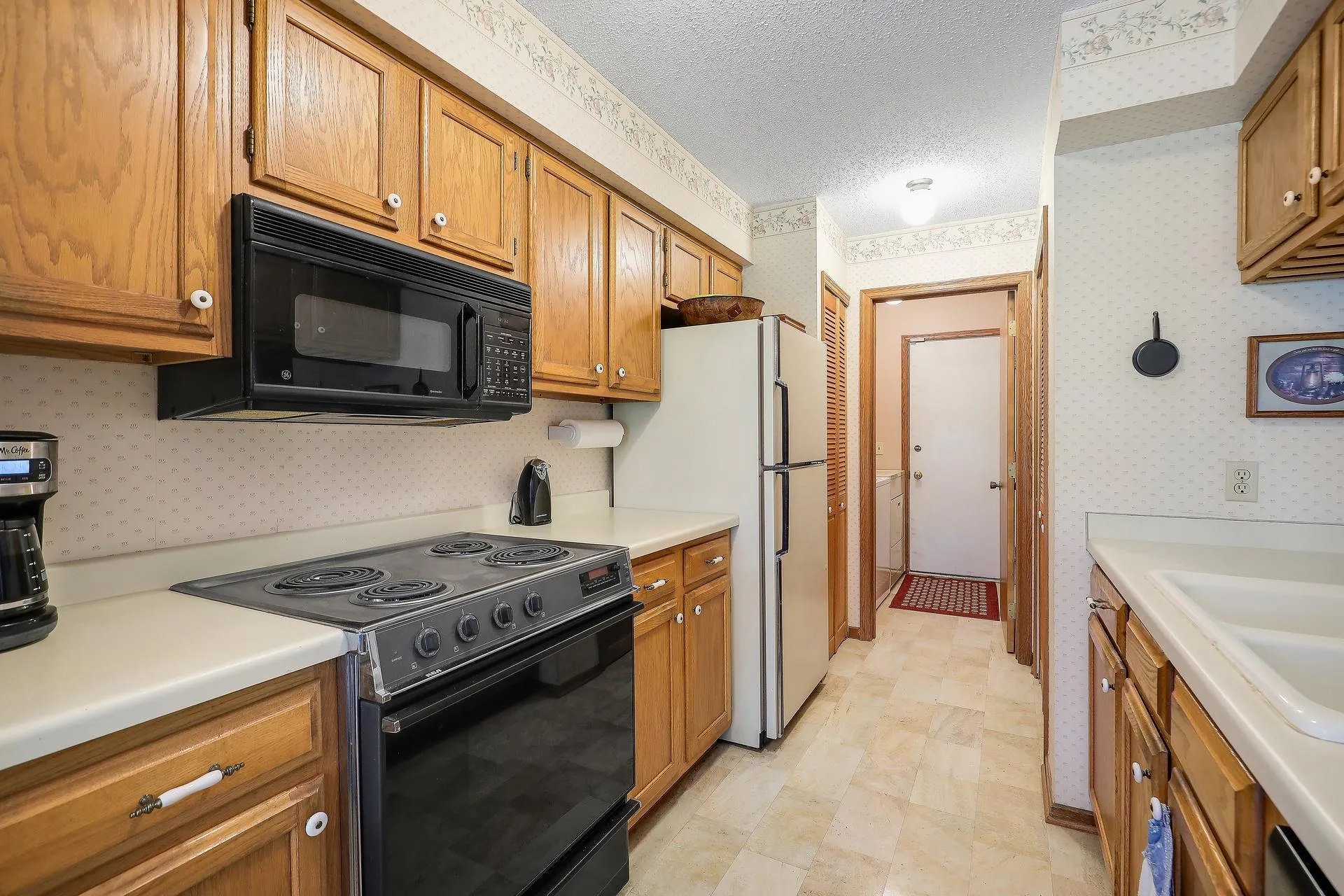 Photo 19 of 14389 Bedford Drive