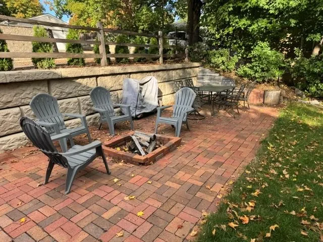 Photo 4 of 5129 Waterbury Road