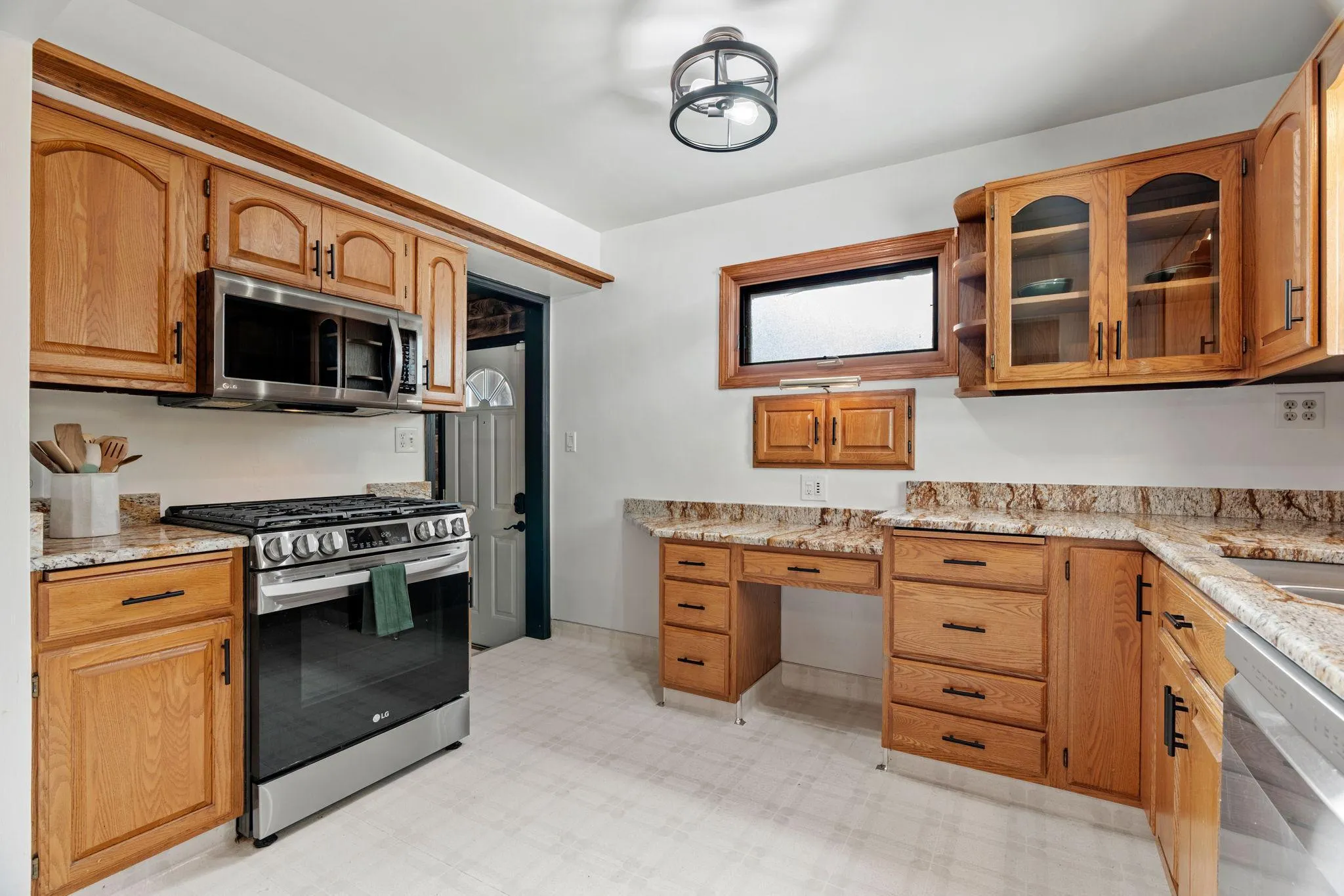 Photo 6 of 5104 Bloomington Avenue