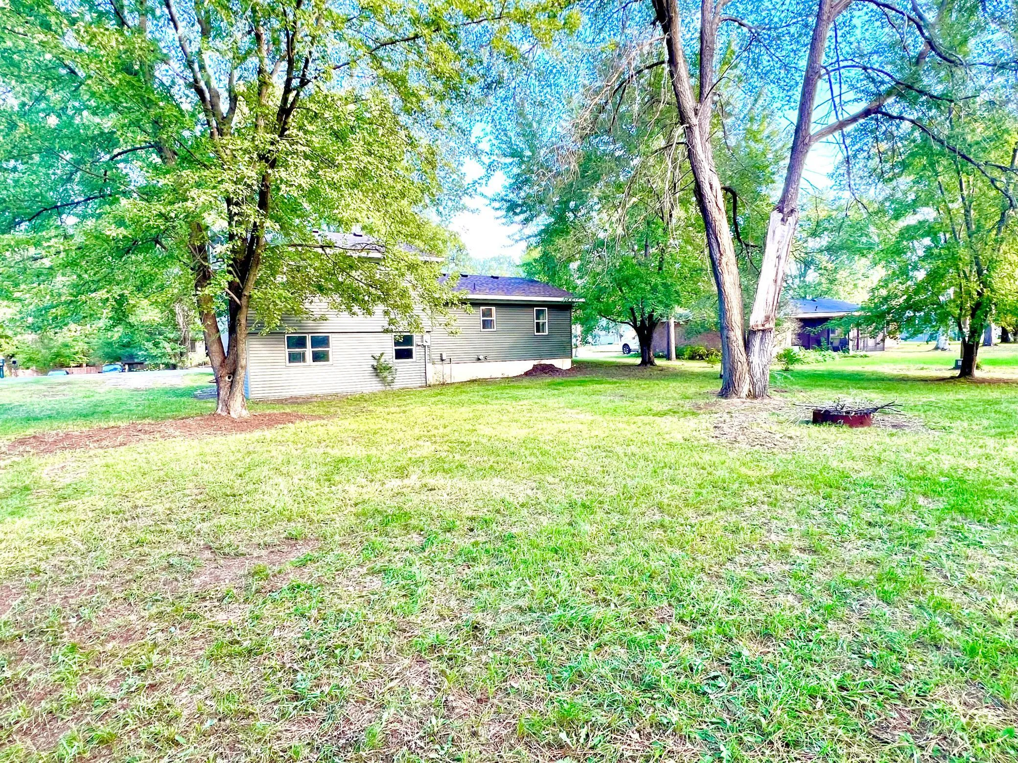 Photo 2 of 3207 90th Avenue
