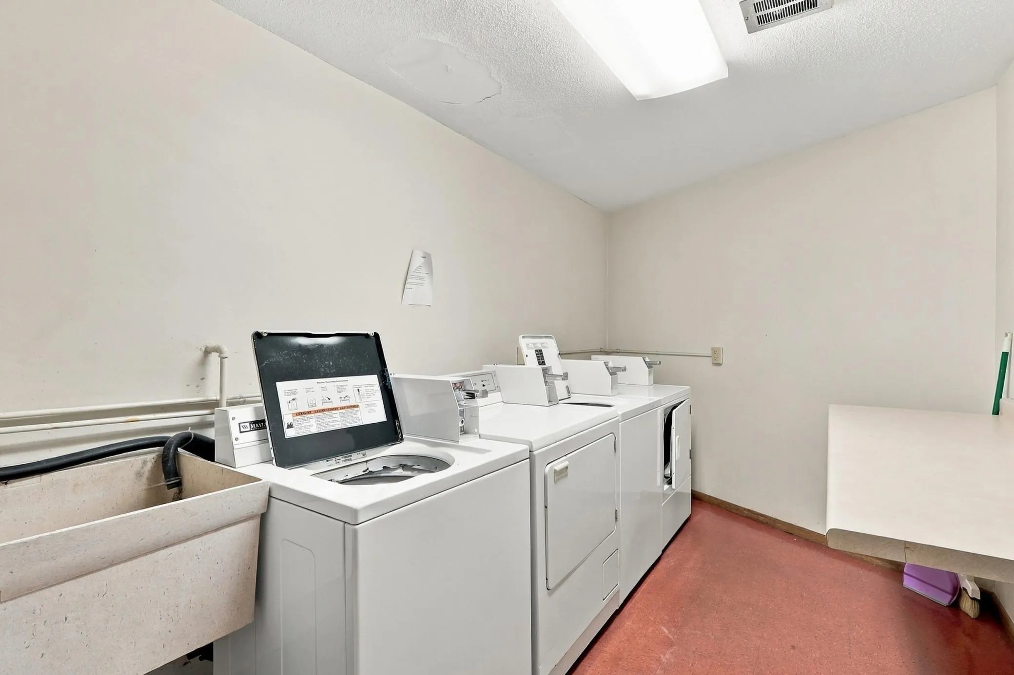 Photo 15 of 8935 Old Cedar S Avenue Unit 214