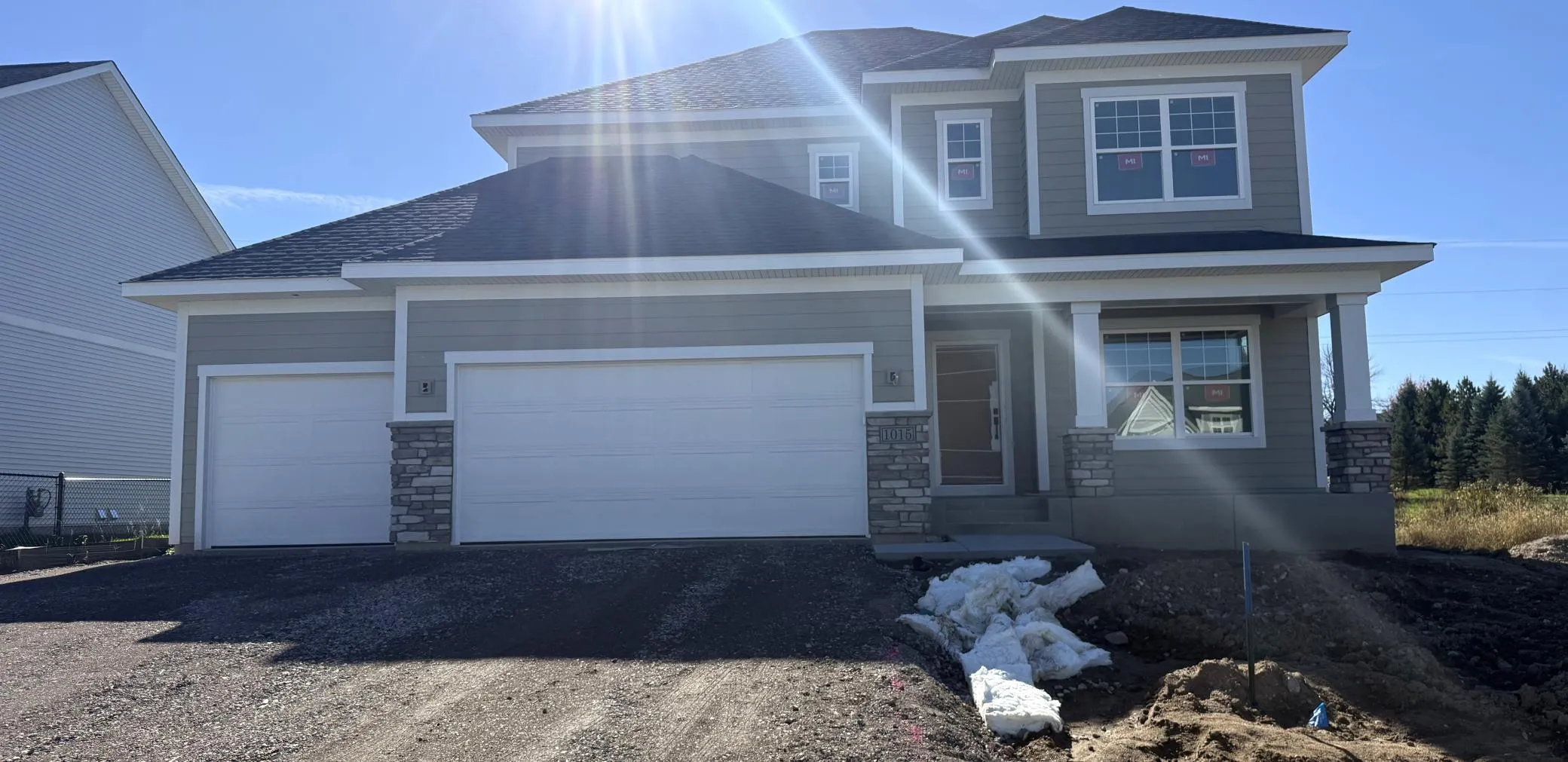 Photo 2 of 1015 Legacy Drive
