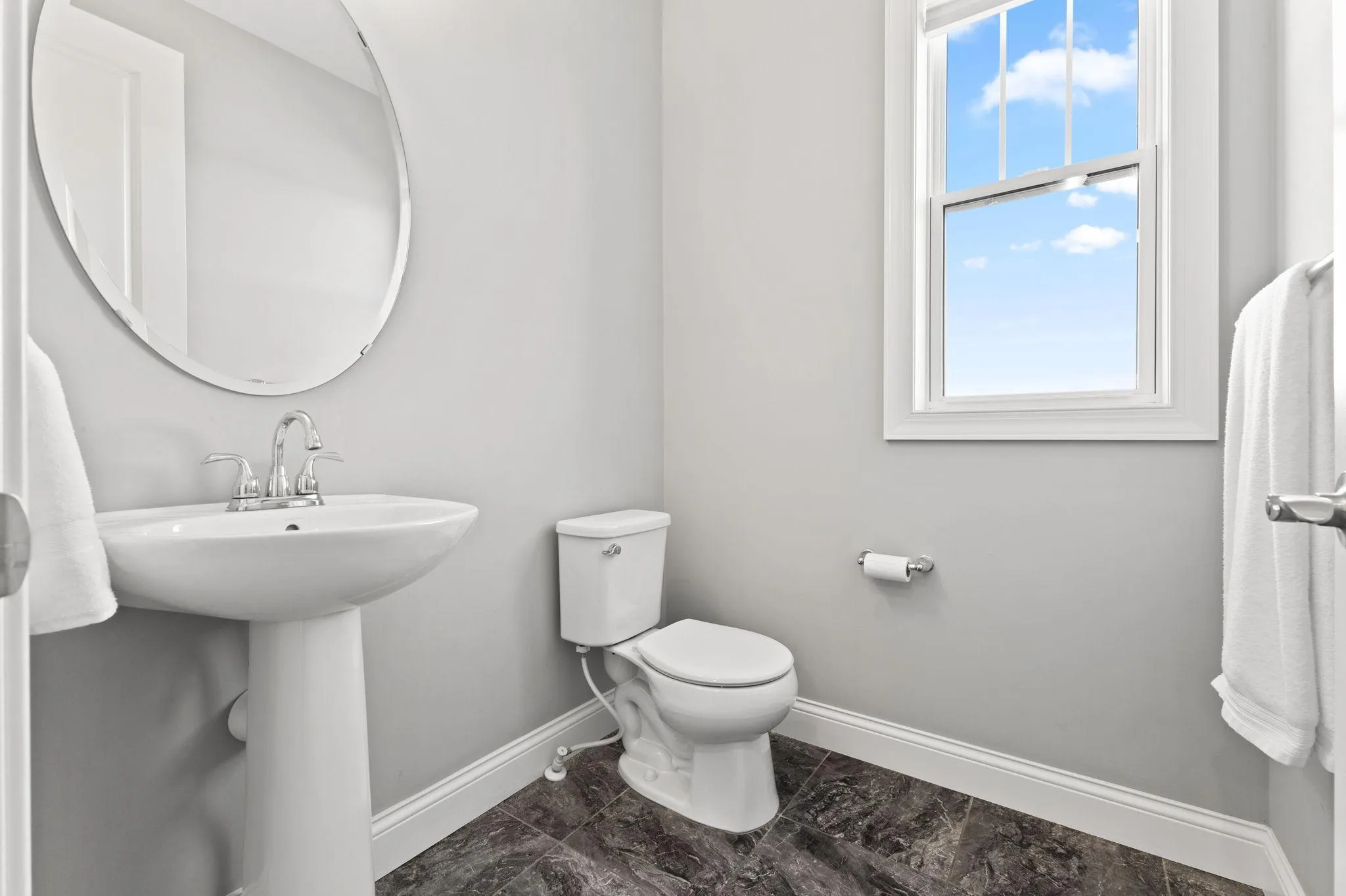 Photo 23 of 12603 Foxhill N Avenue