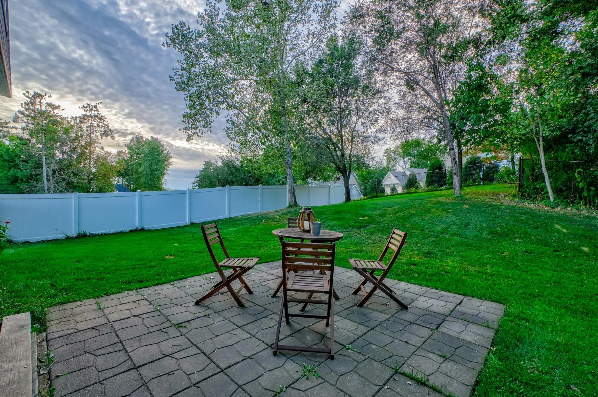 Photo 7 of 556 Pleasant Drive