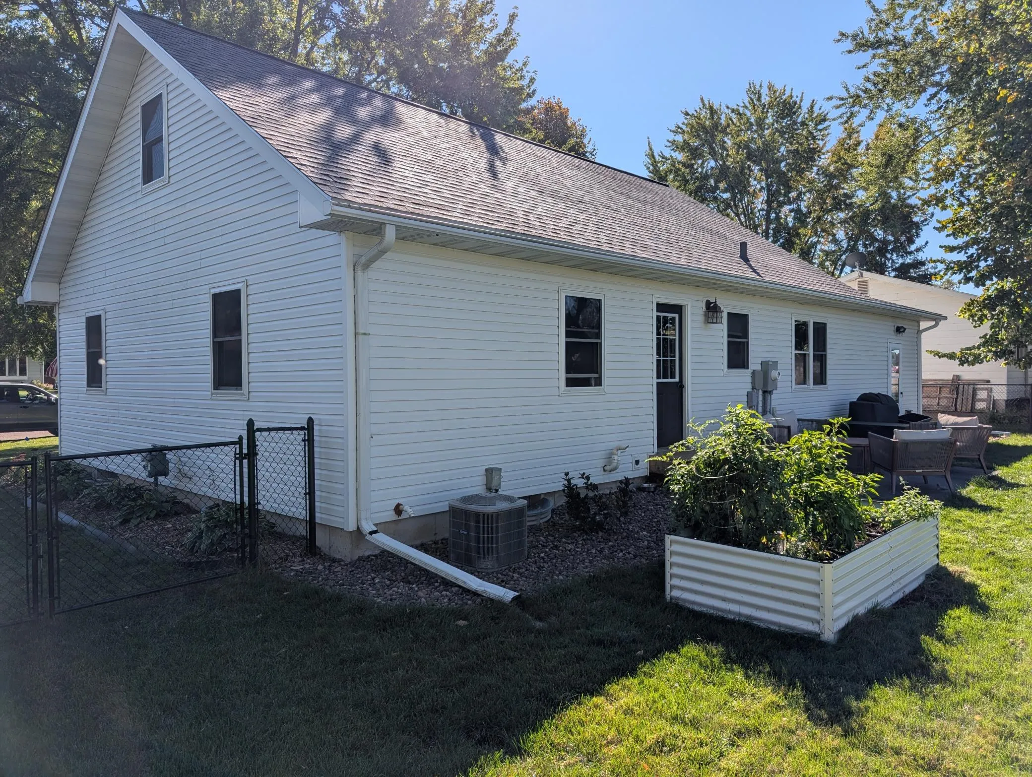 Photo 24 of 1460 6th Avenue