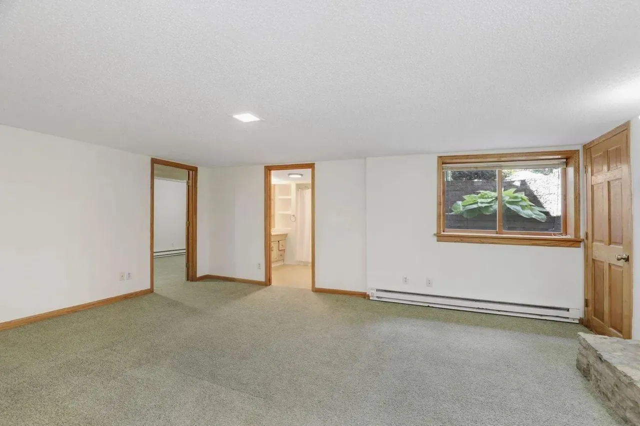 Photo 31 of 1598 E Shore Drive