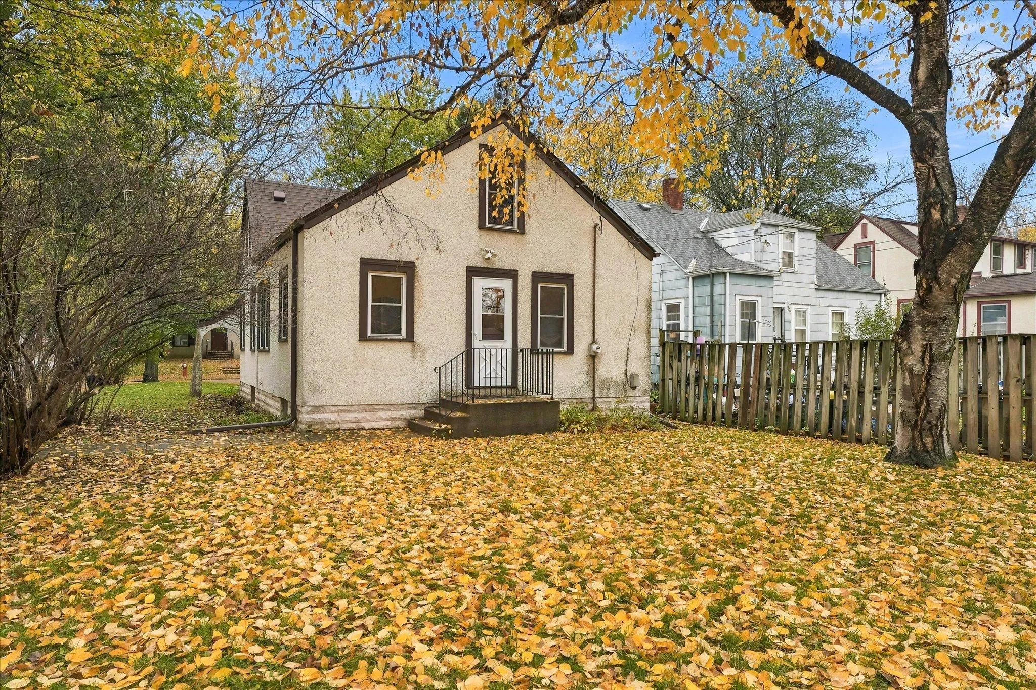 Photo 5 of 5257 44th S Avenue