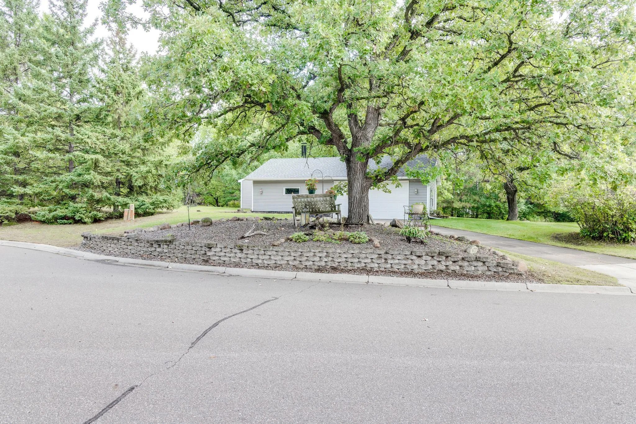 Photo 13 of 19037 Xerxes Nw Street
