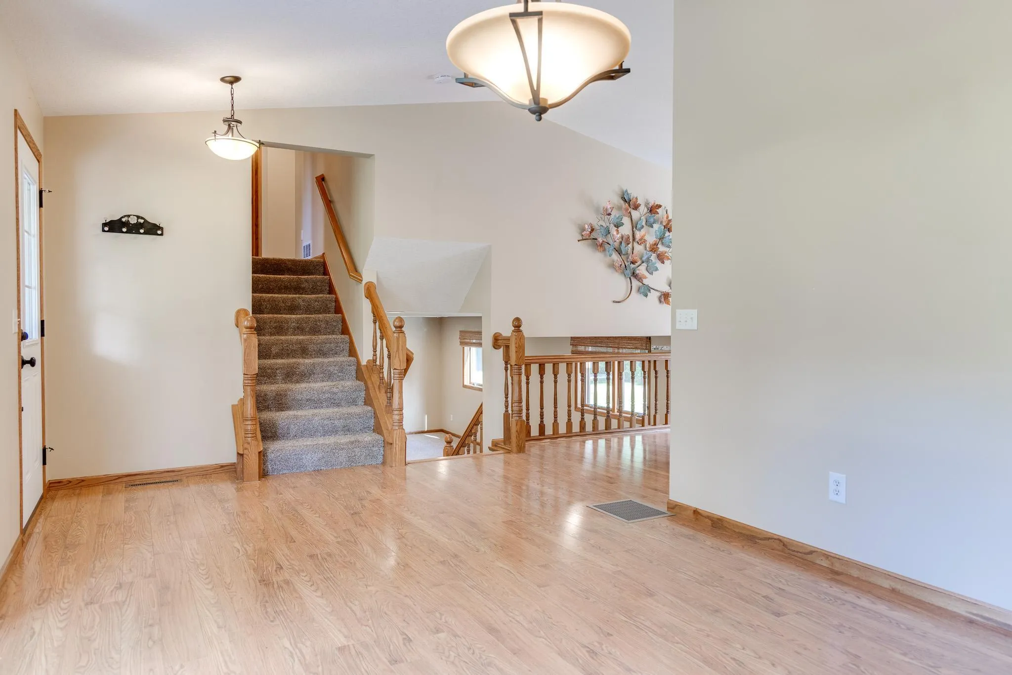 Photo 42 of 19037 Xerxes Nw Street