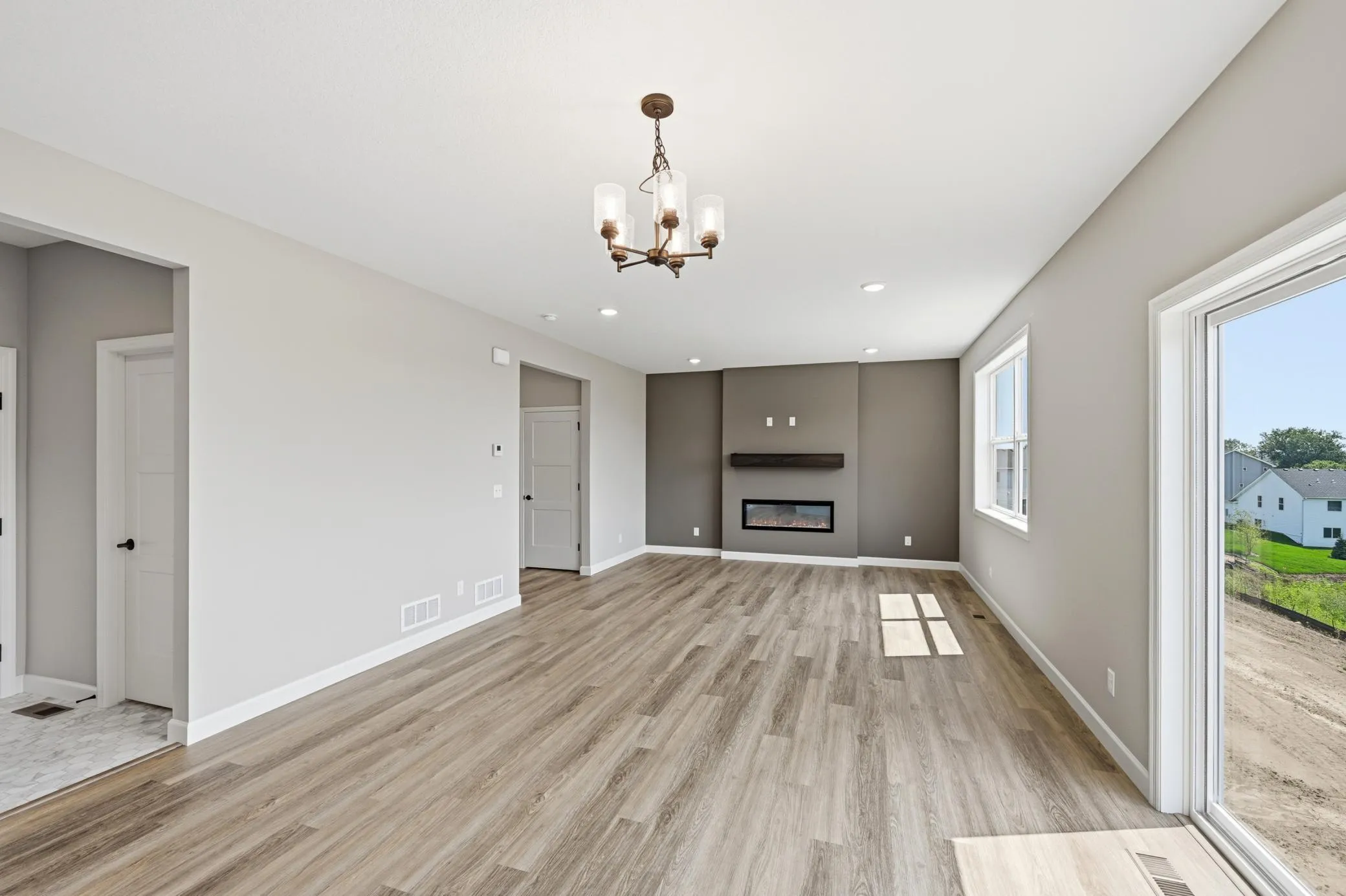 Photo 10 of 741 Greywood Sw Boulevard