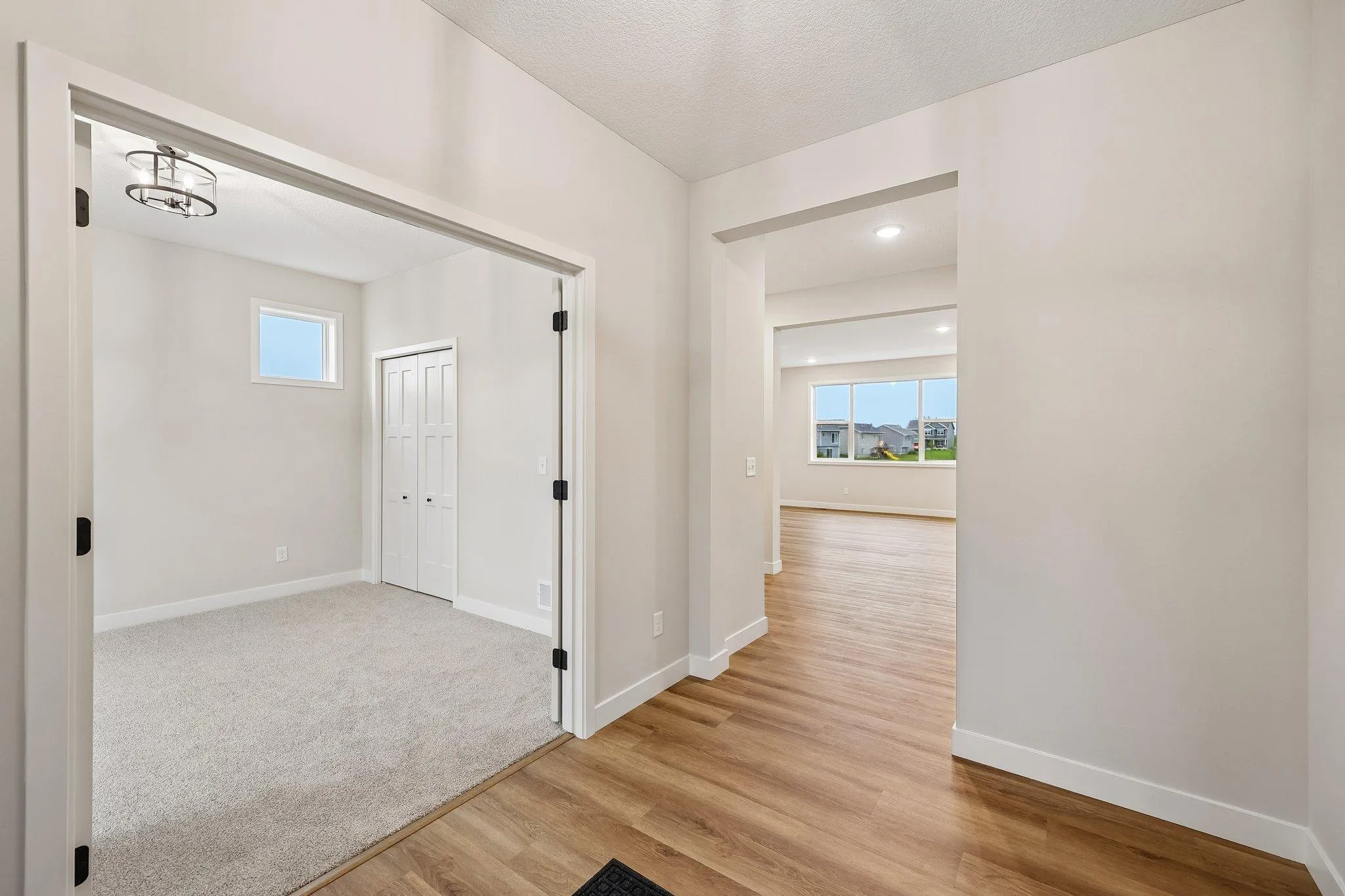 Photo 12 of 858 Greywood Sw Boulevard