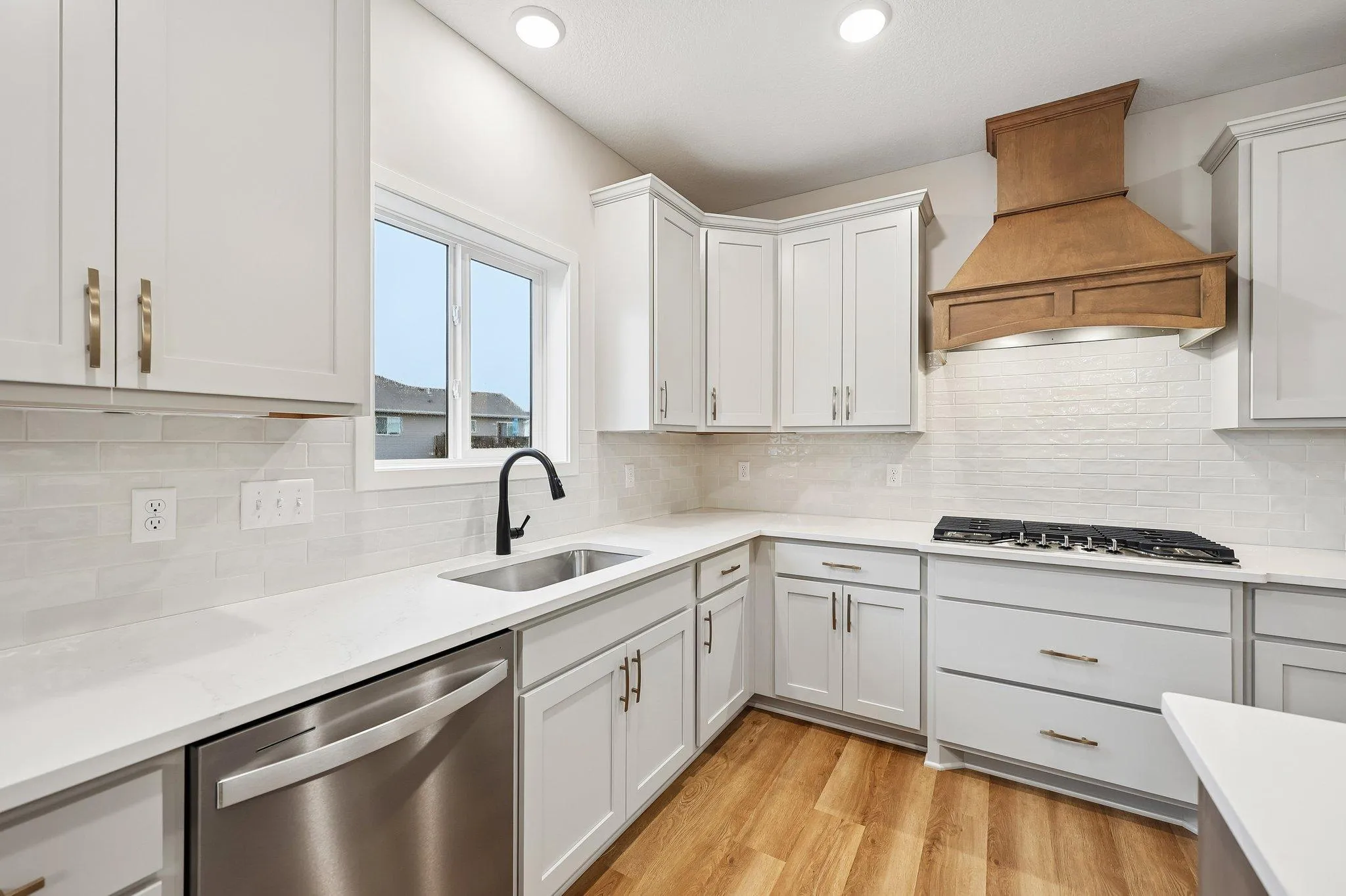 Photo 11 of 858 Greywood Sw Boulevard
