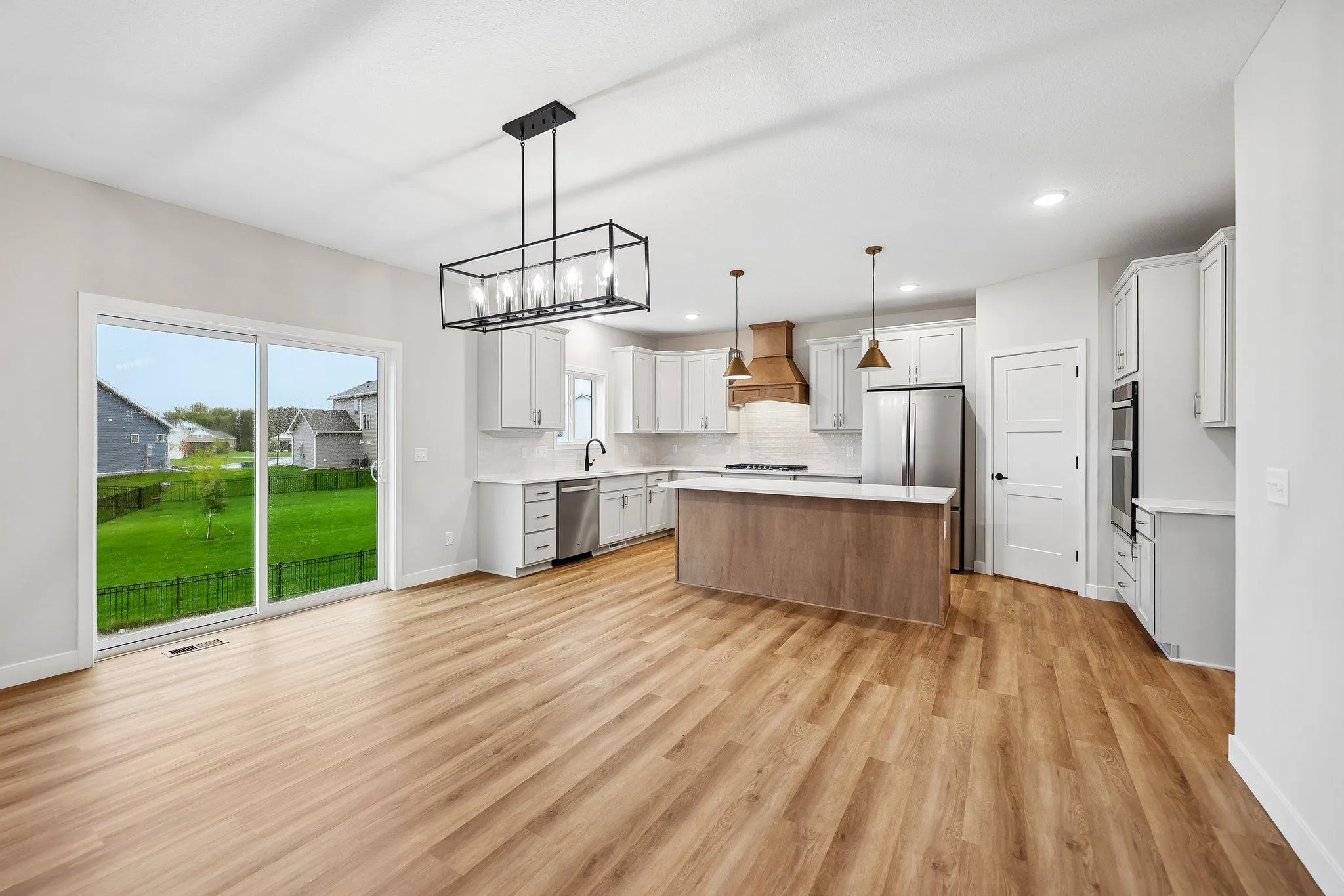 Photo 9 of 858 Greywood Sw Boulevard